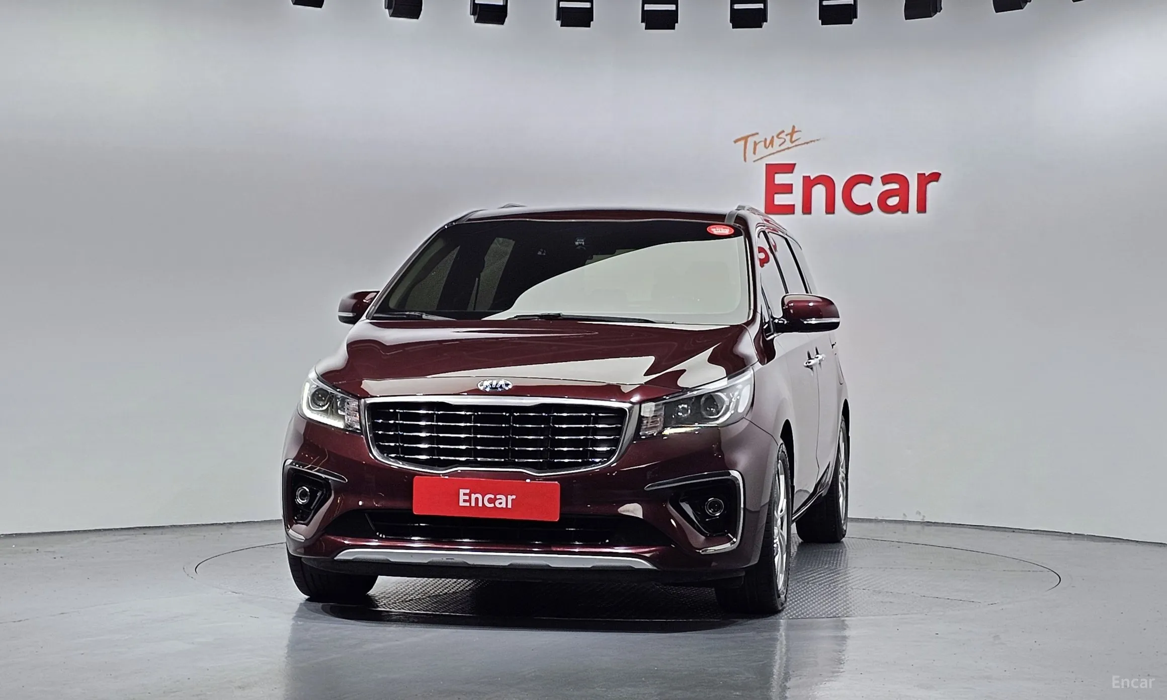 Kia Carnival превью 2