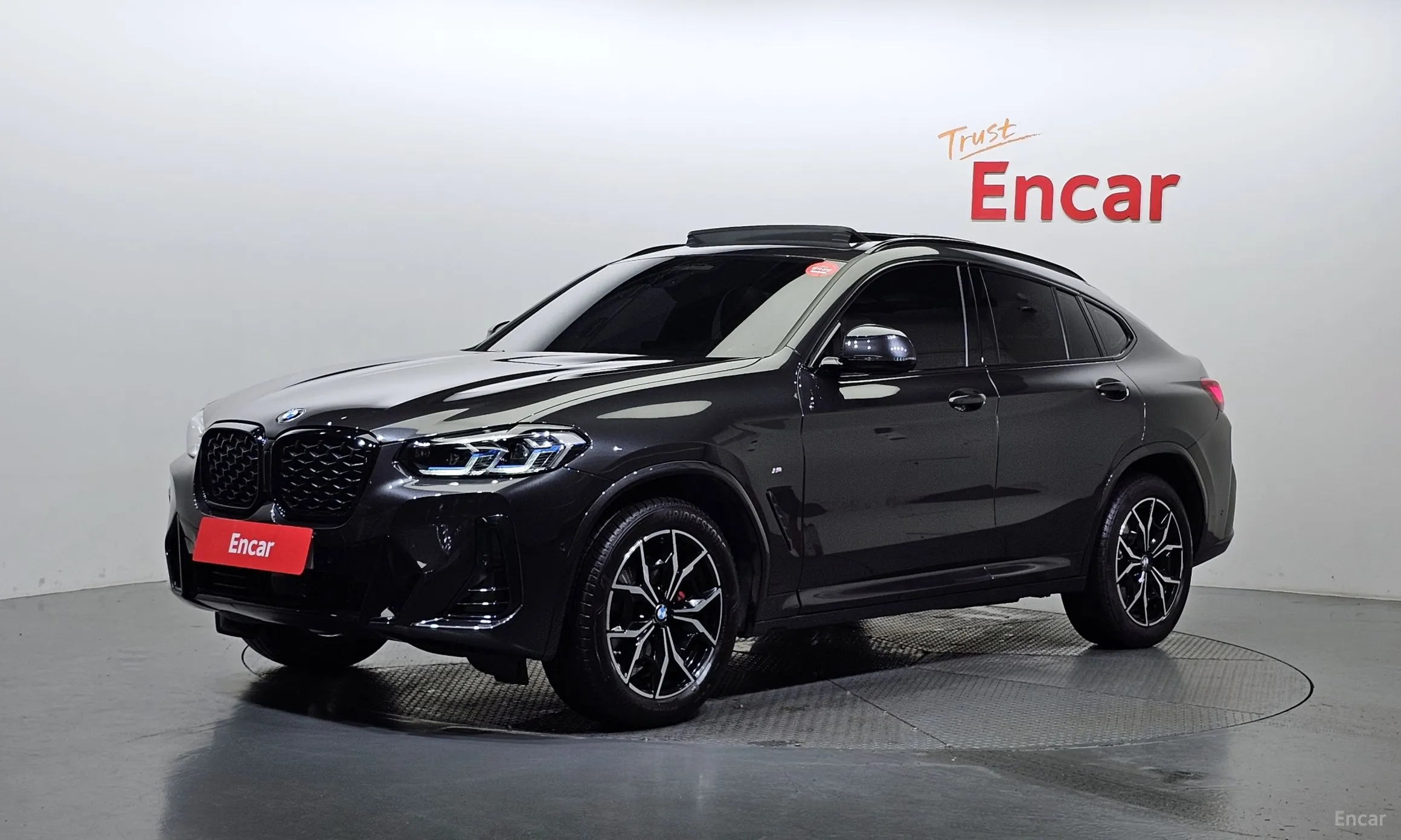 X4 (G02)