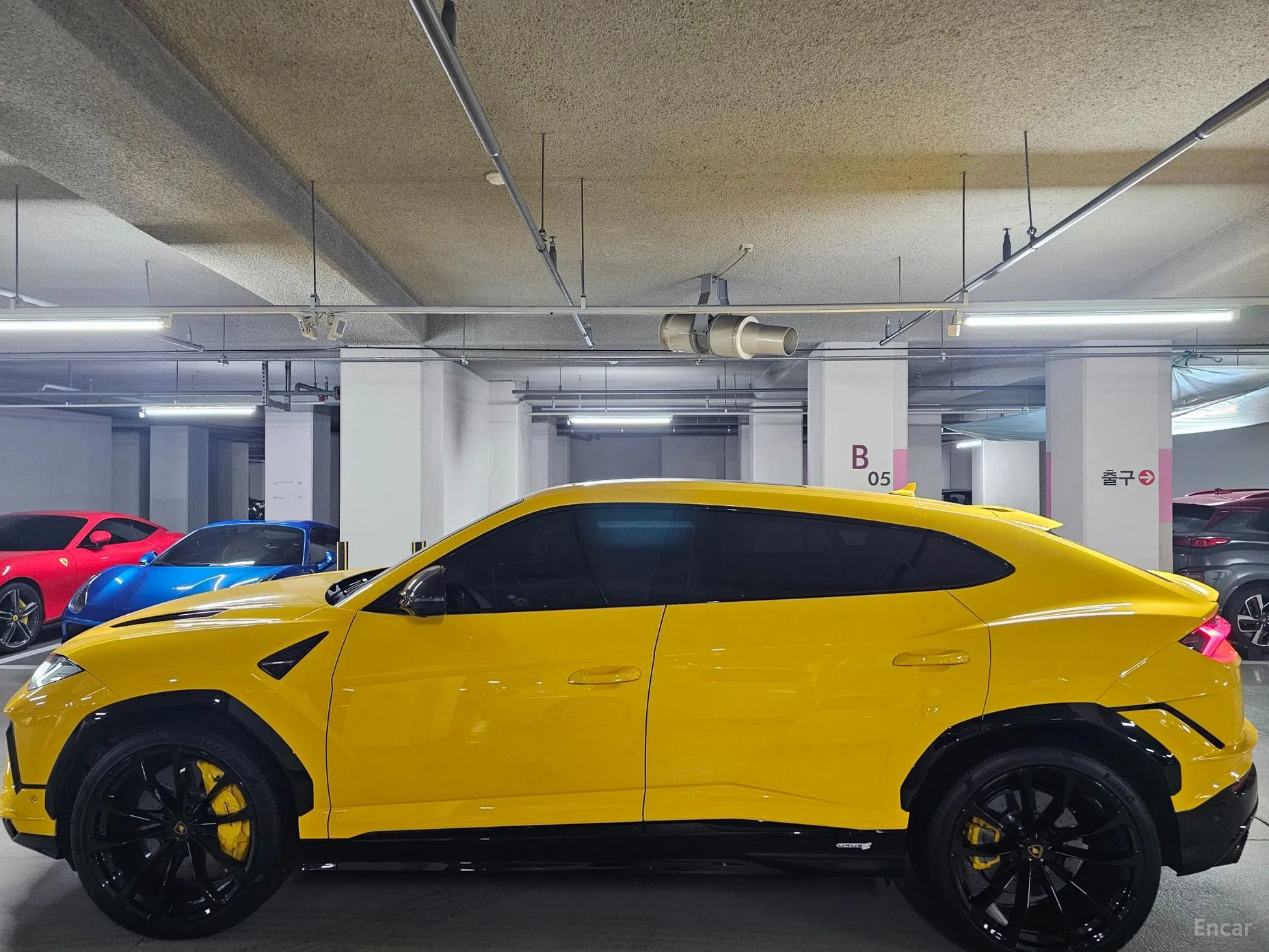 Lamborghini Urus превью 11