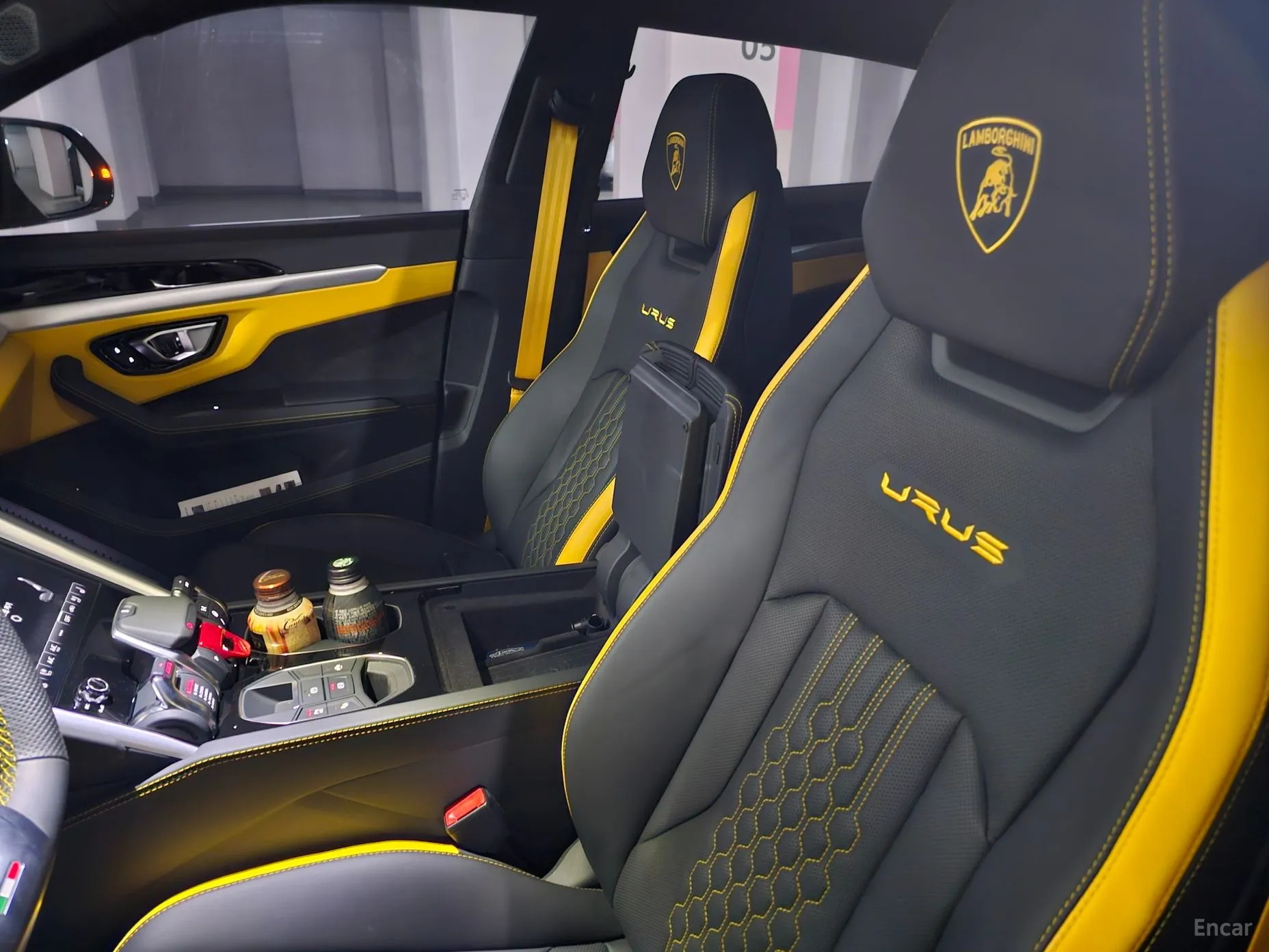 Lamborghini Urus превью 9