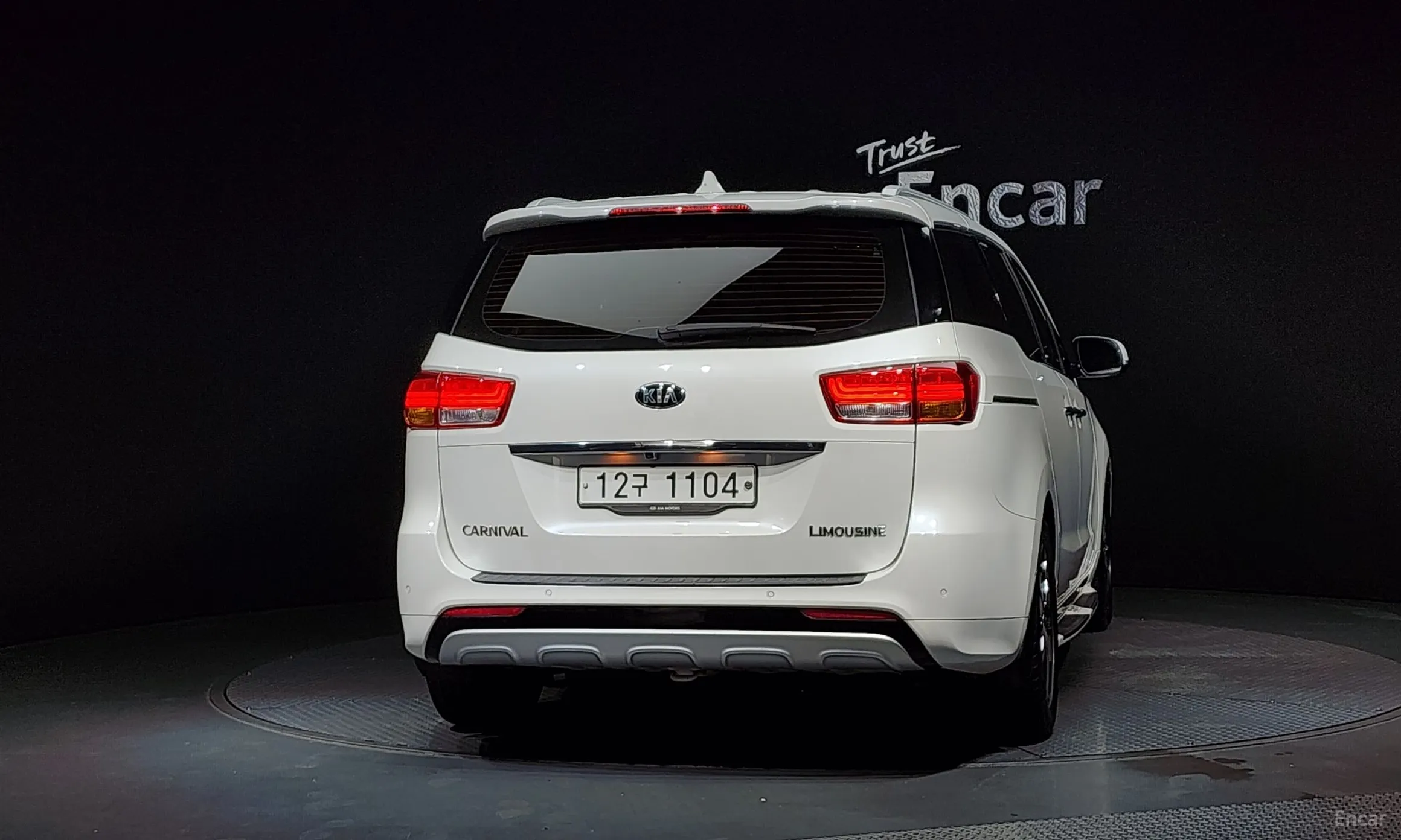 Kia Carnival превью 3