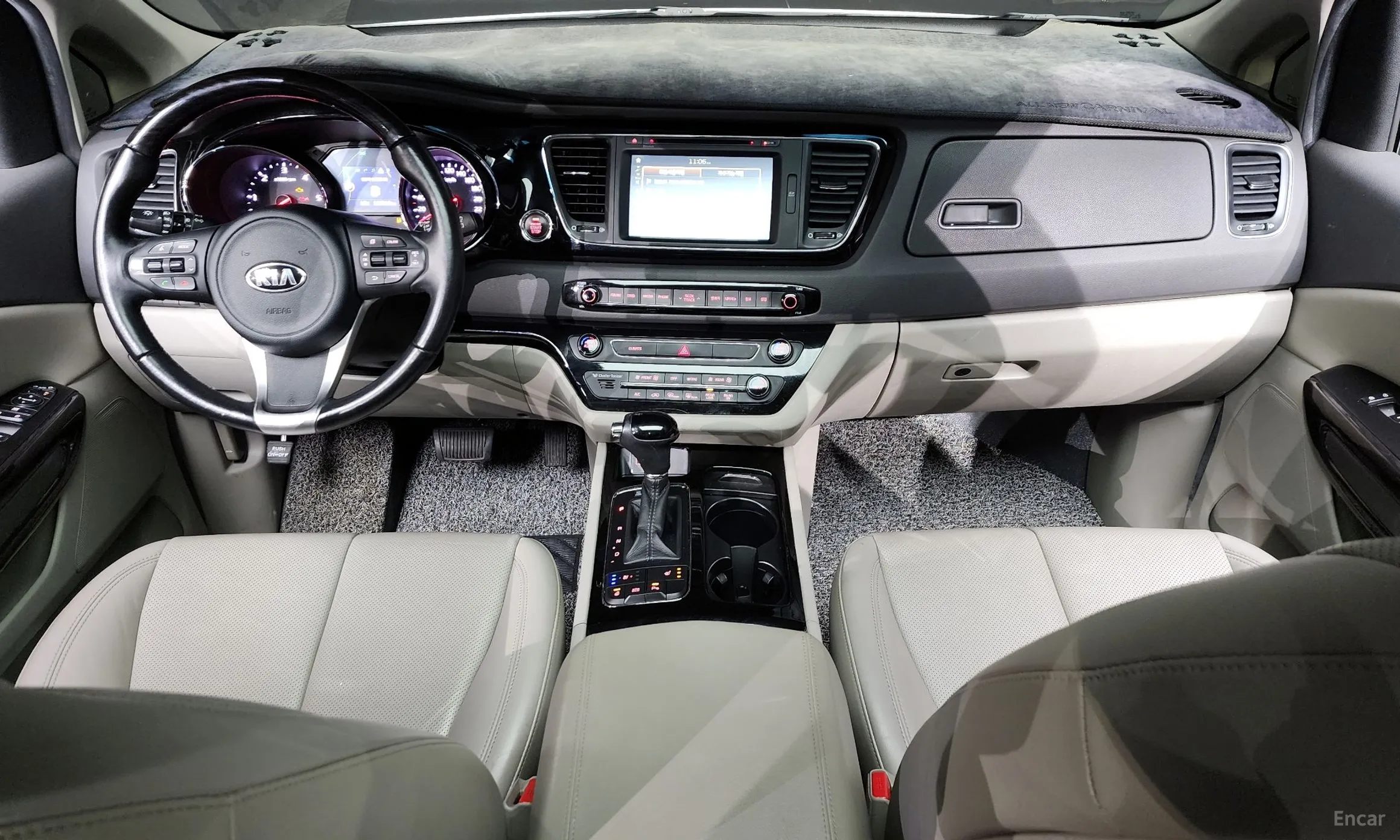 Kia Carnival превью 4