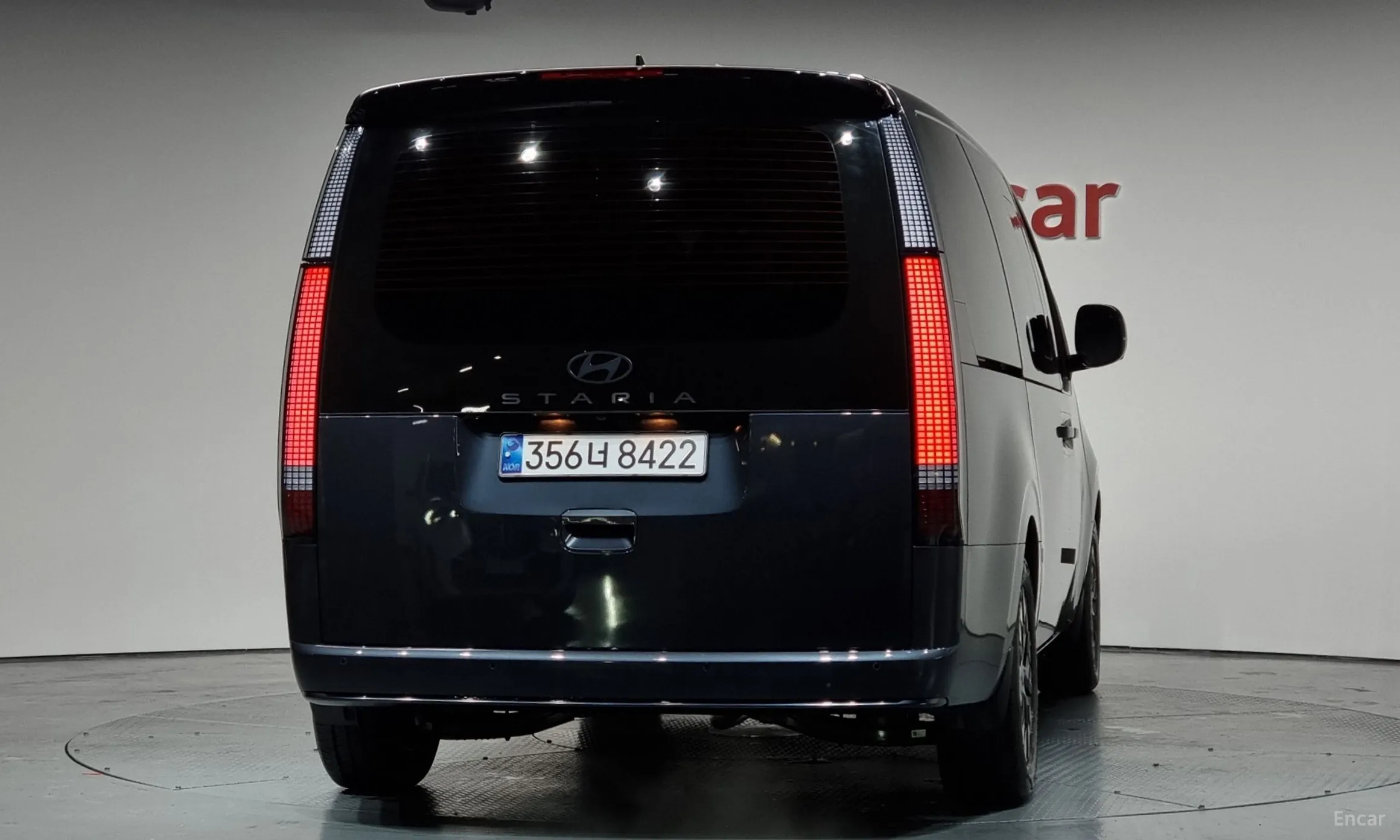 Hyundai Staria превью 3