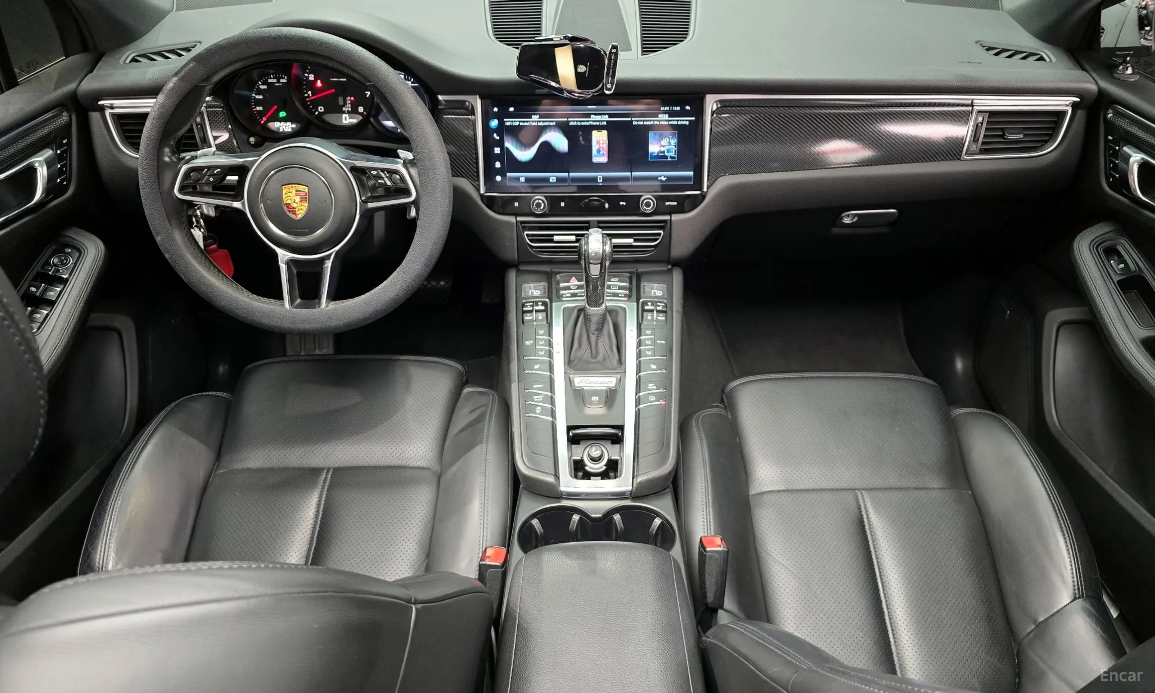Porsche Macan превью 4