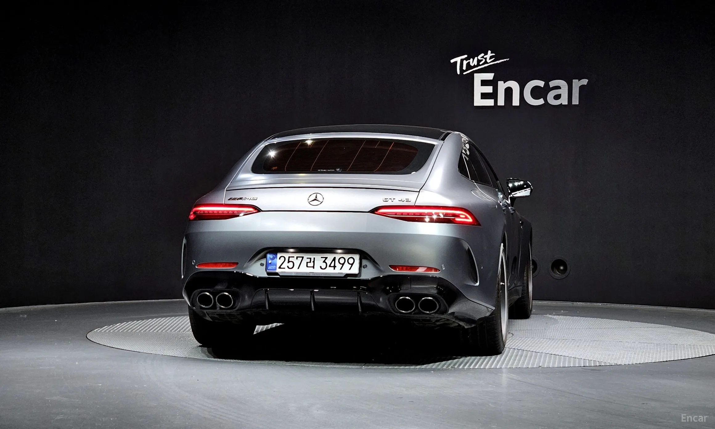Mercedes Benz AMG GT превью 3