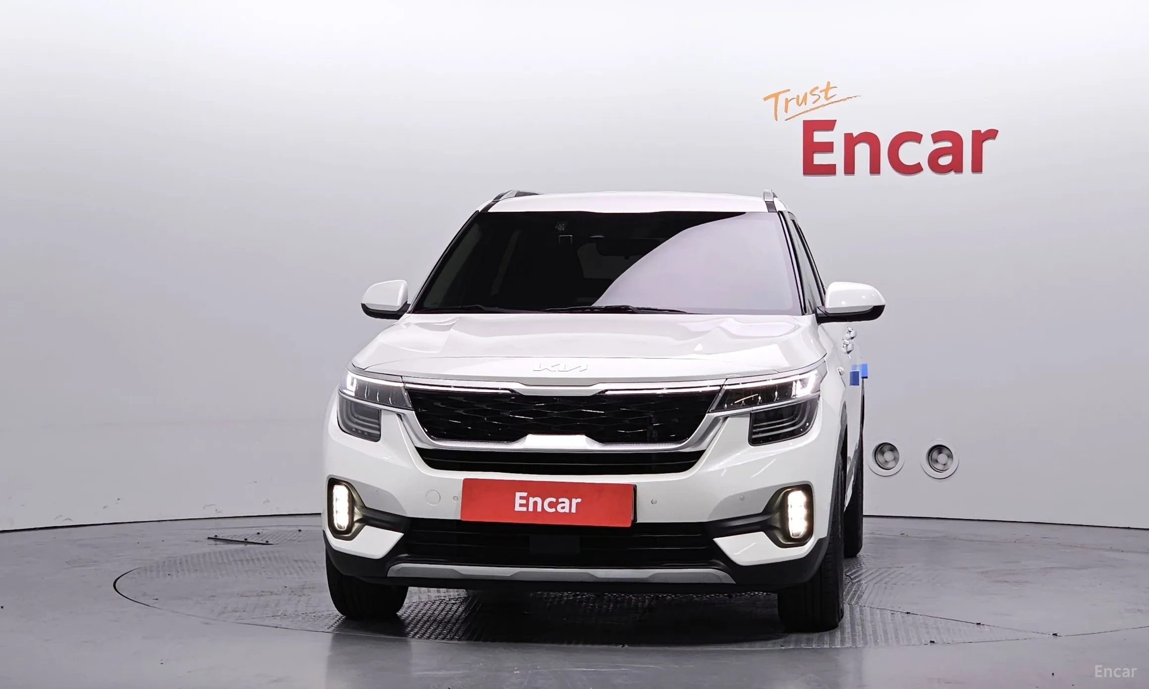 Kia Seltos превью 2