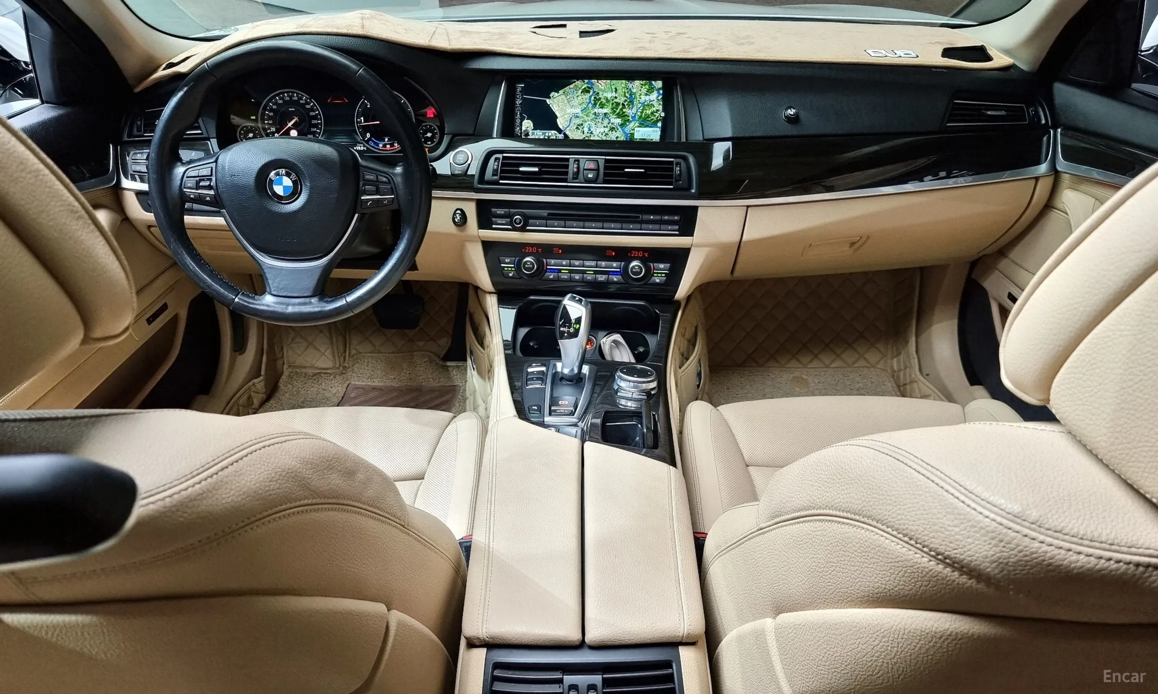 BMW 5 Series (F10) превью 4