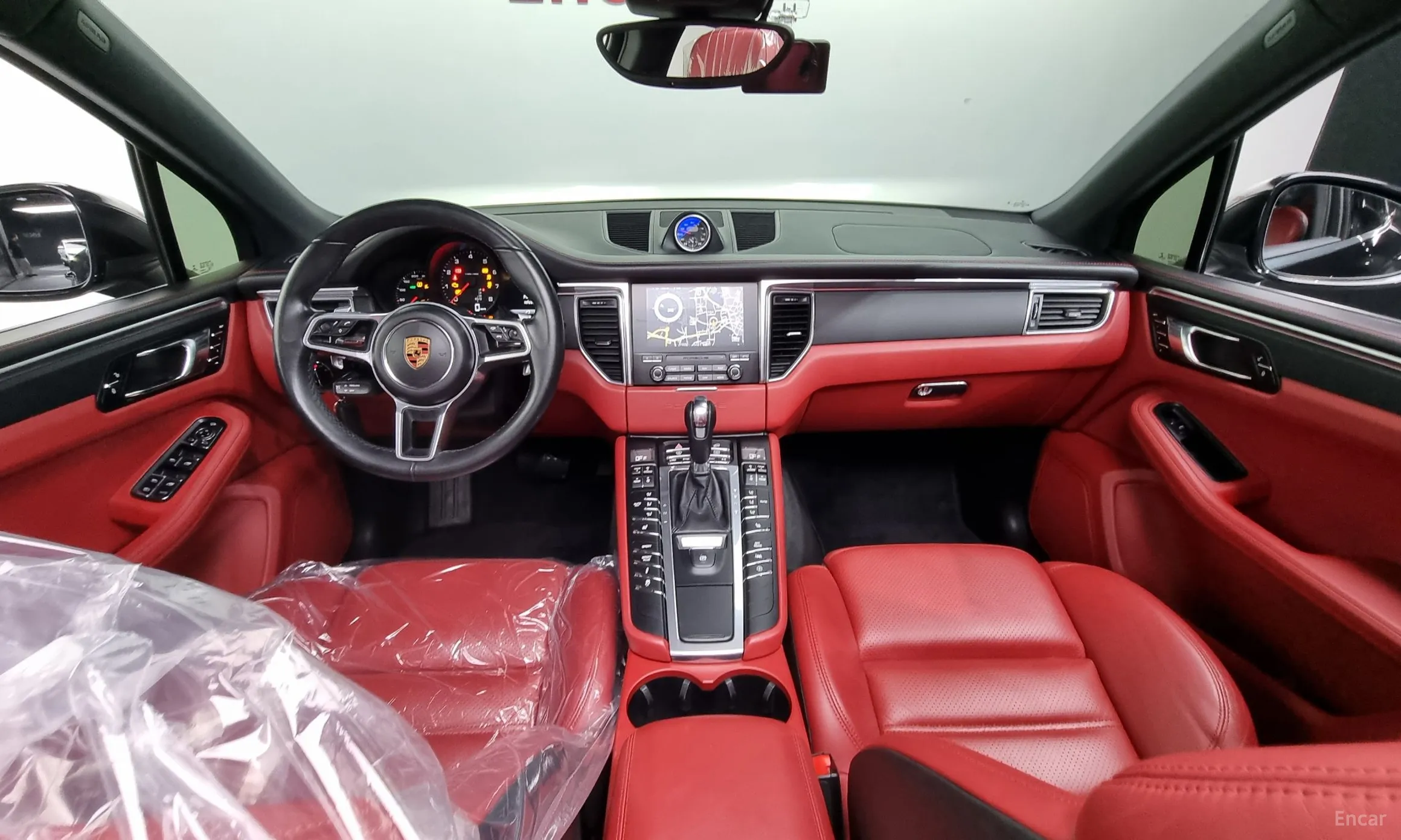Porsche Macan превью 4