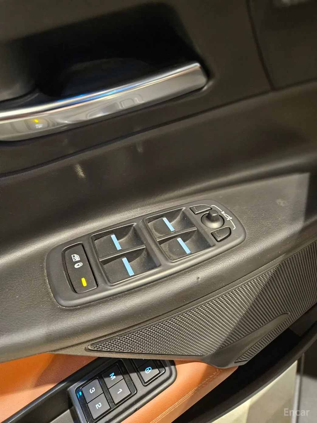 Jaguar XE превью 13