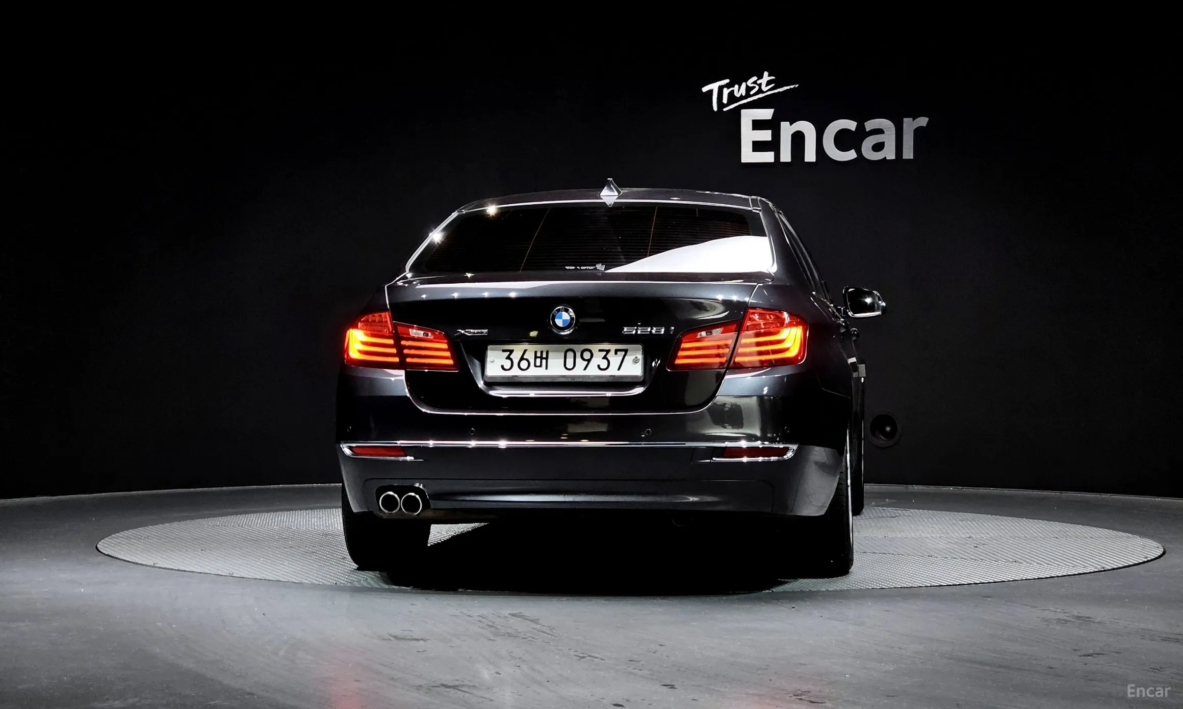 BMW 5 Series (F10) превью 3
