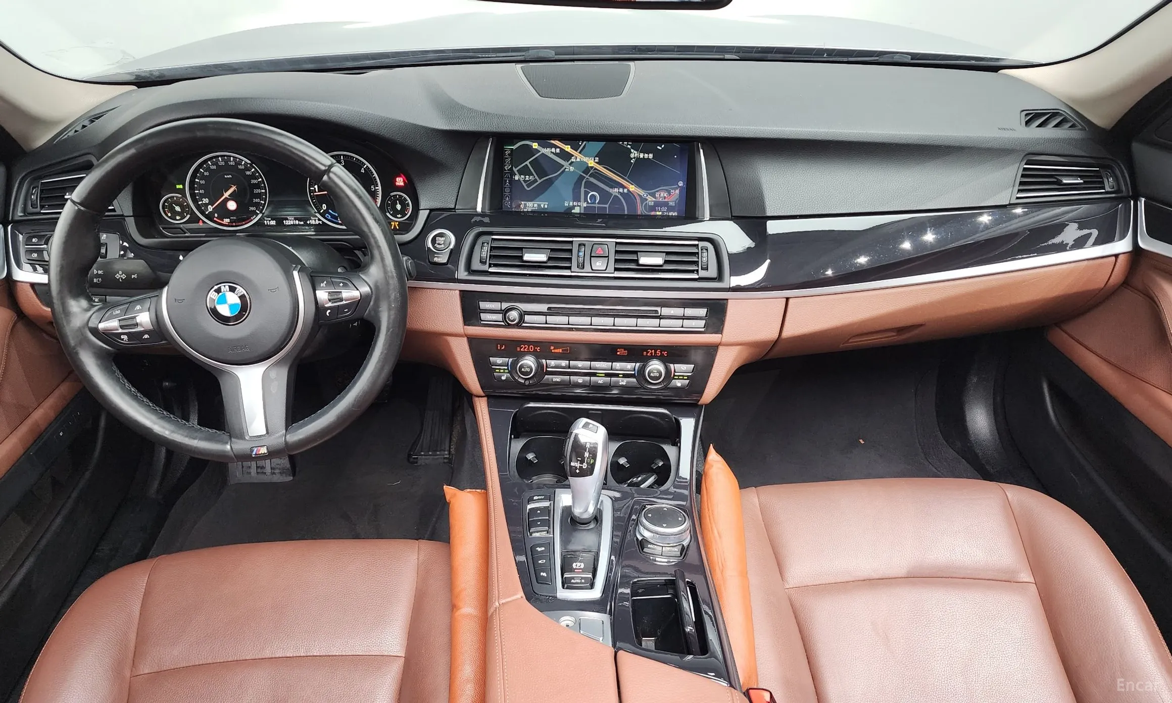 BMW 5 Series (F10) превью 4