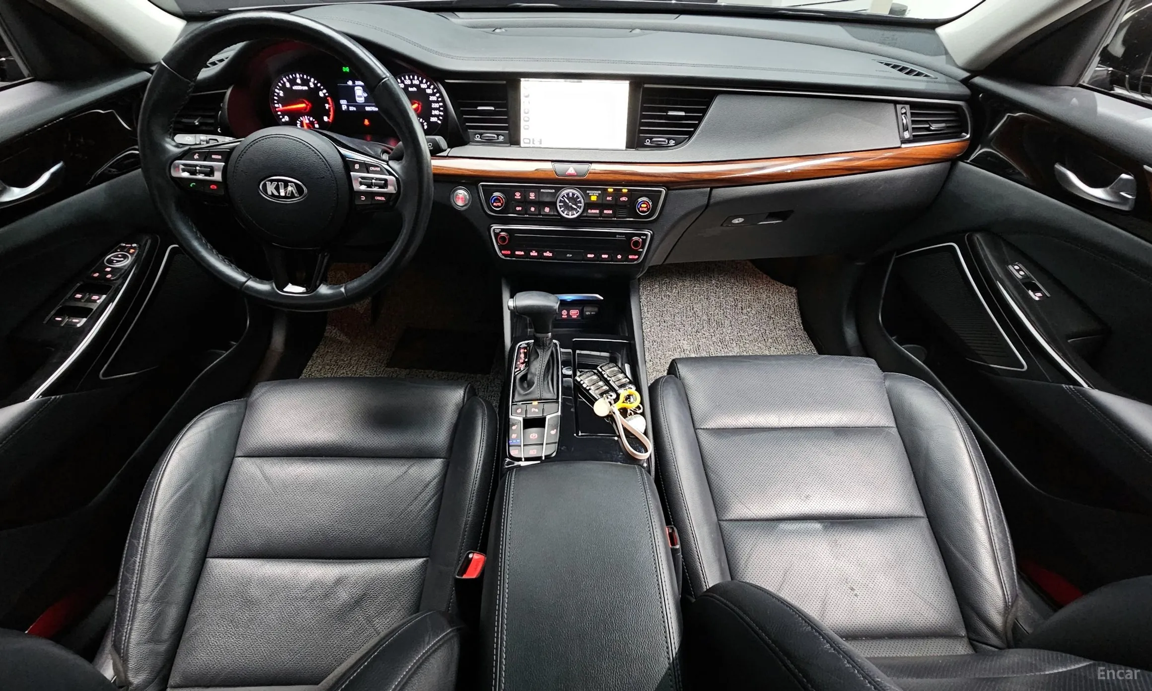 Kia K7 превью 4