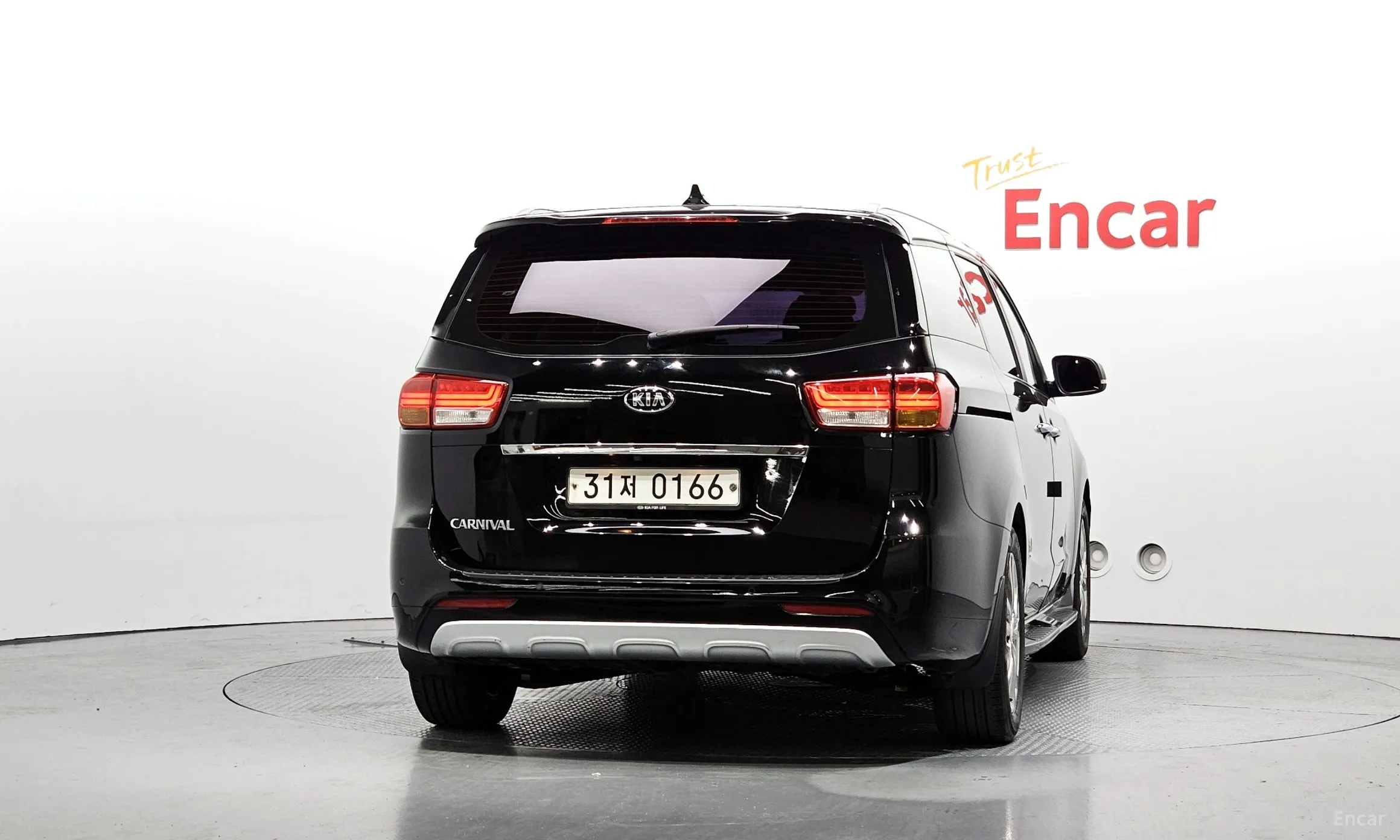 Kia Carnival превью 3