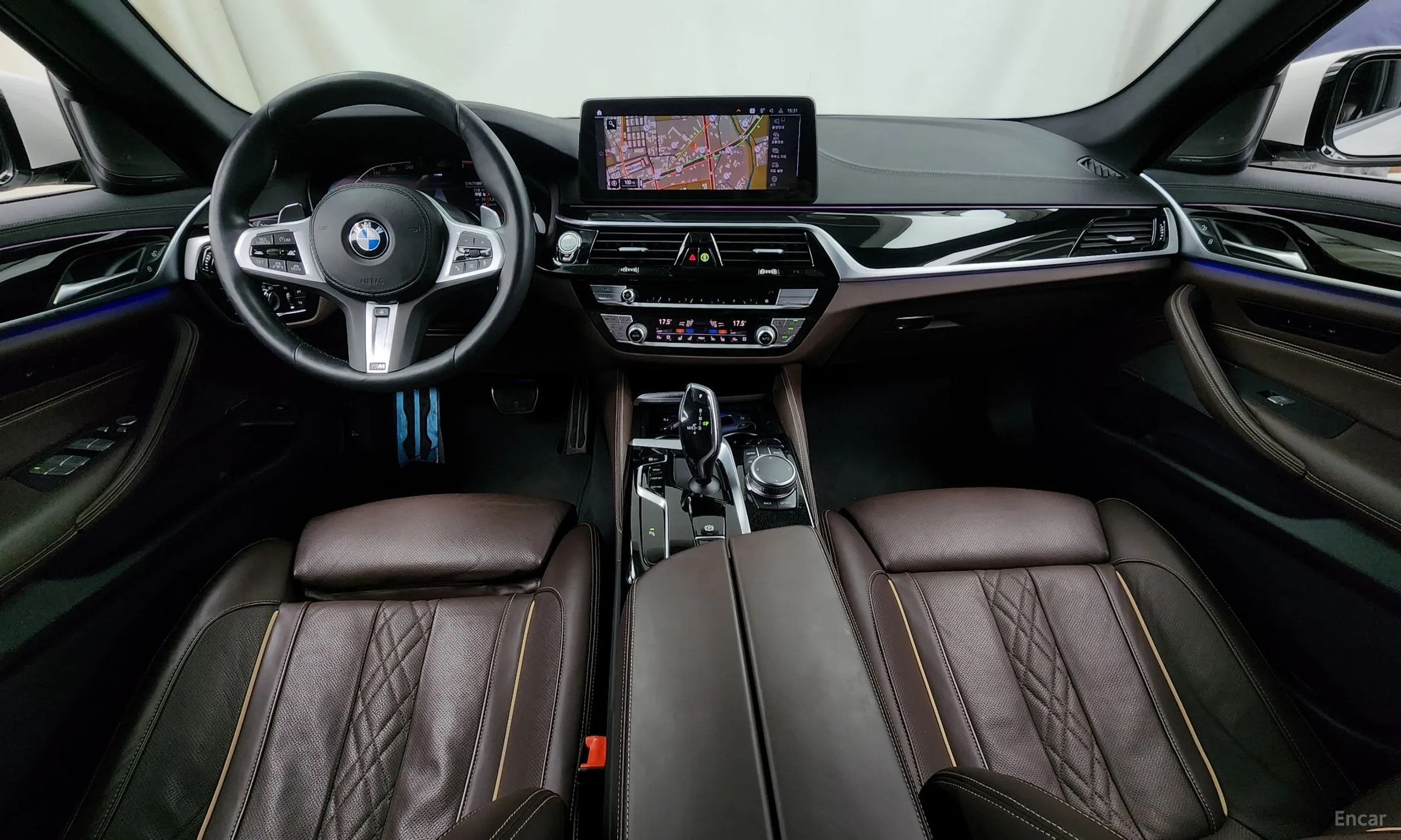 BMW 5 Series (G30) превью 4