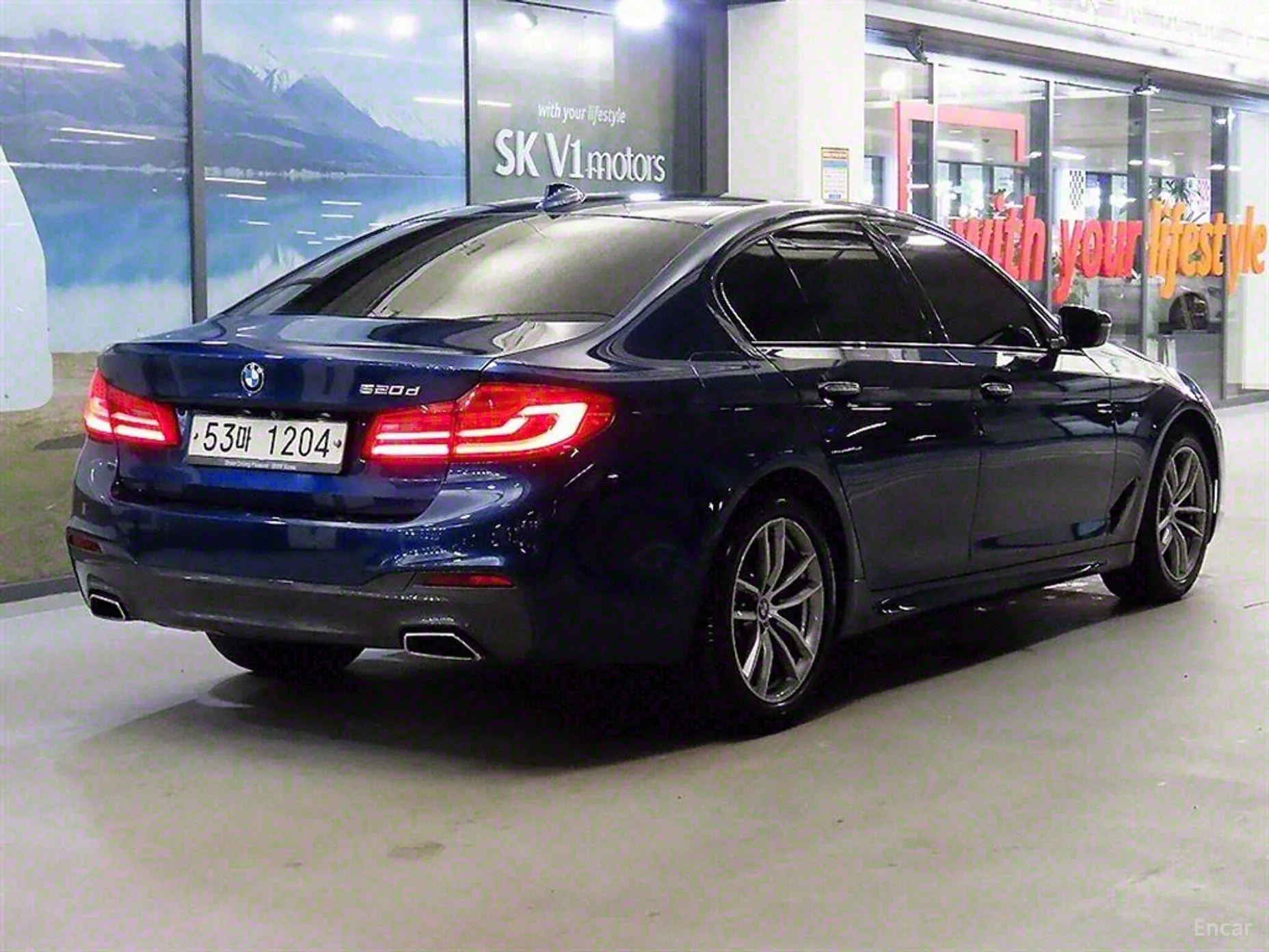 BMW 5 Series (G30) превью 3