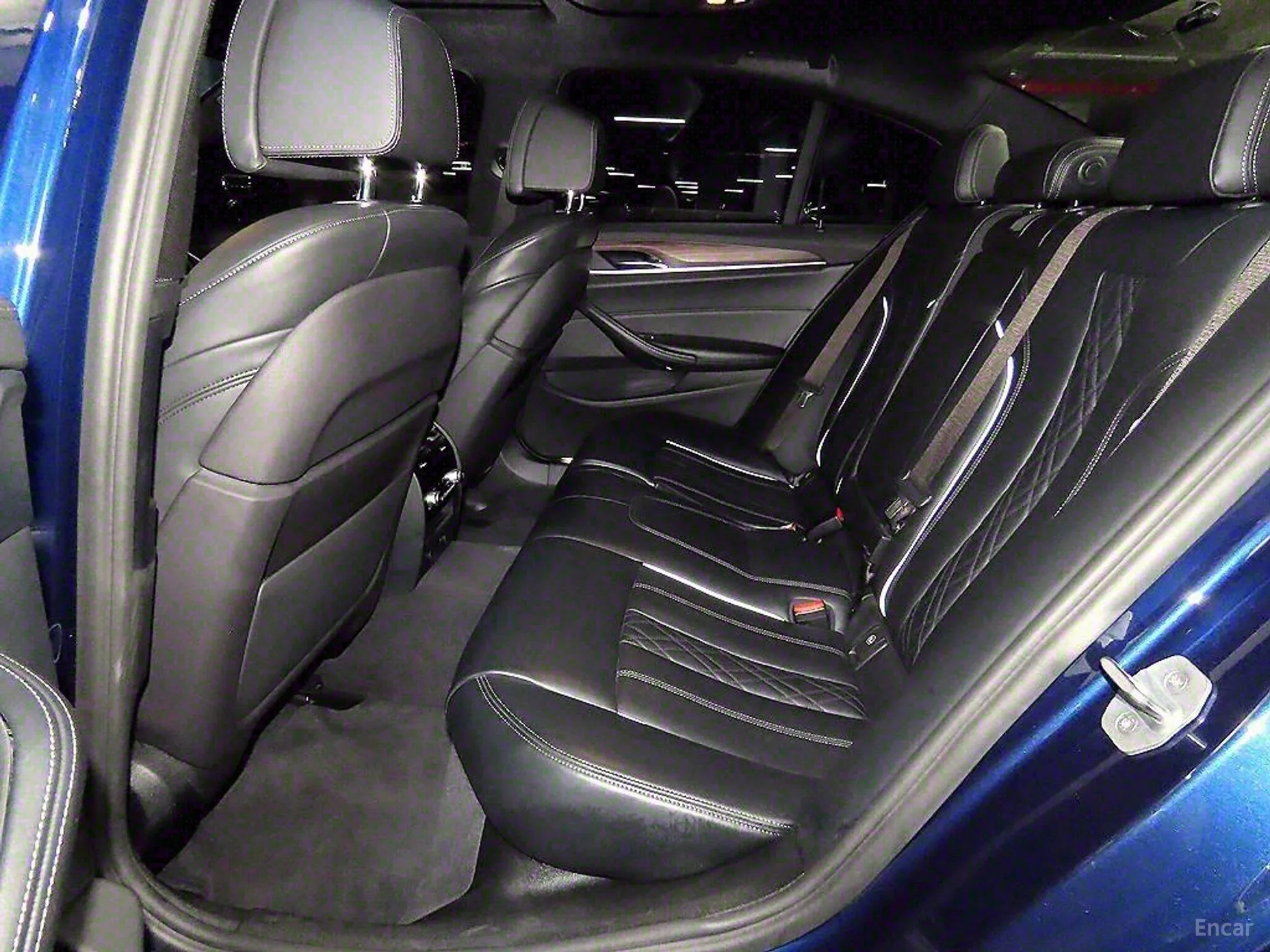 BMW 5 Series (G30) превью 4