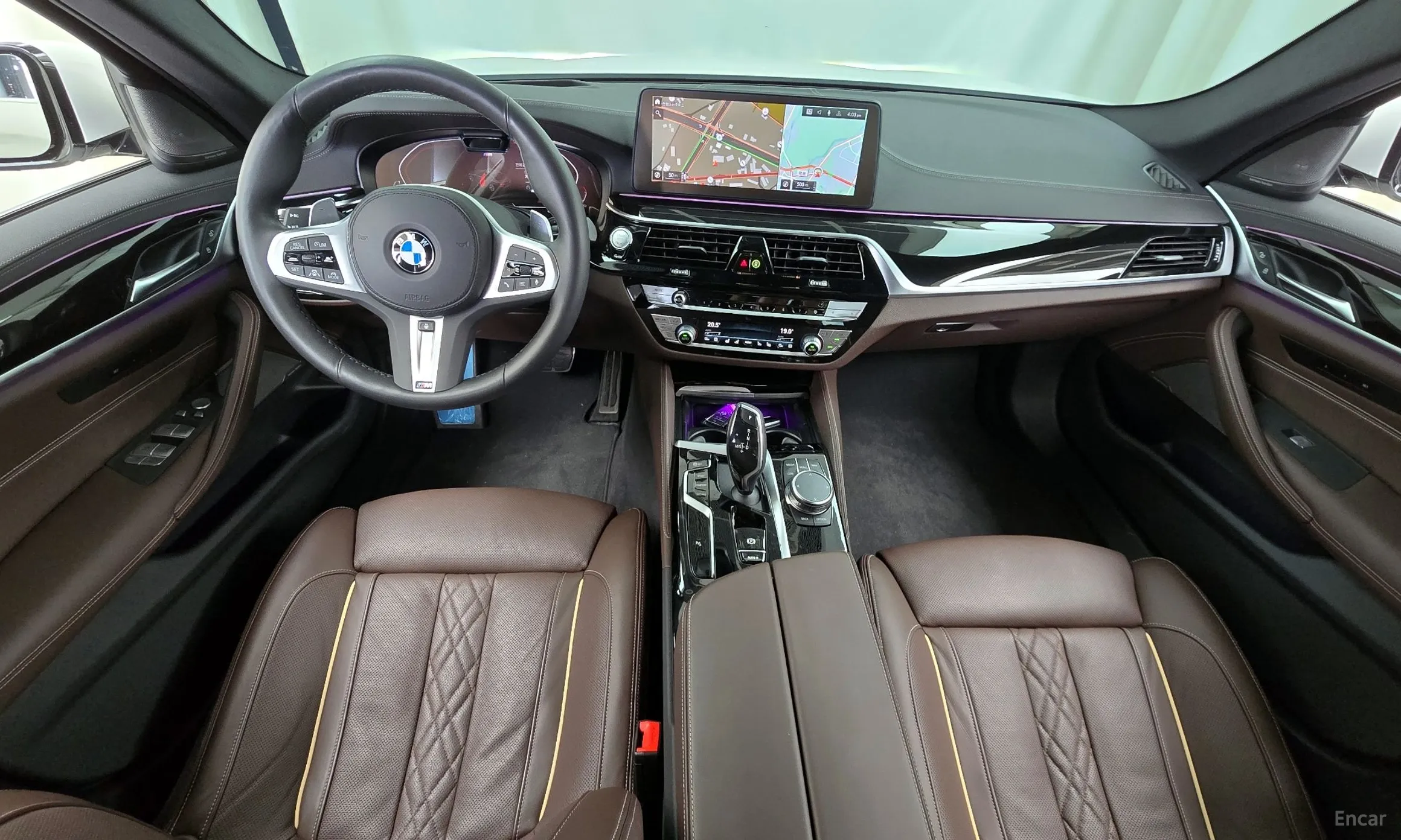 BMW 5 Series (G30) превью 4