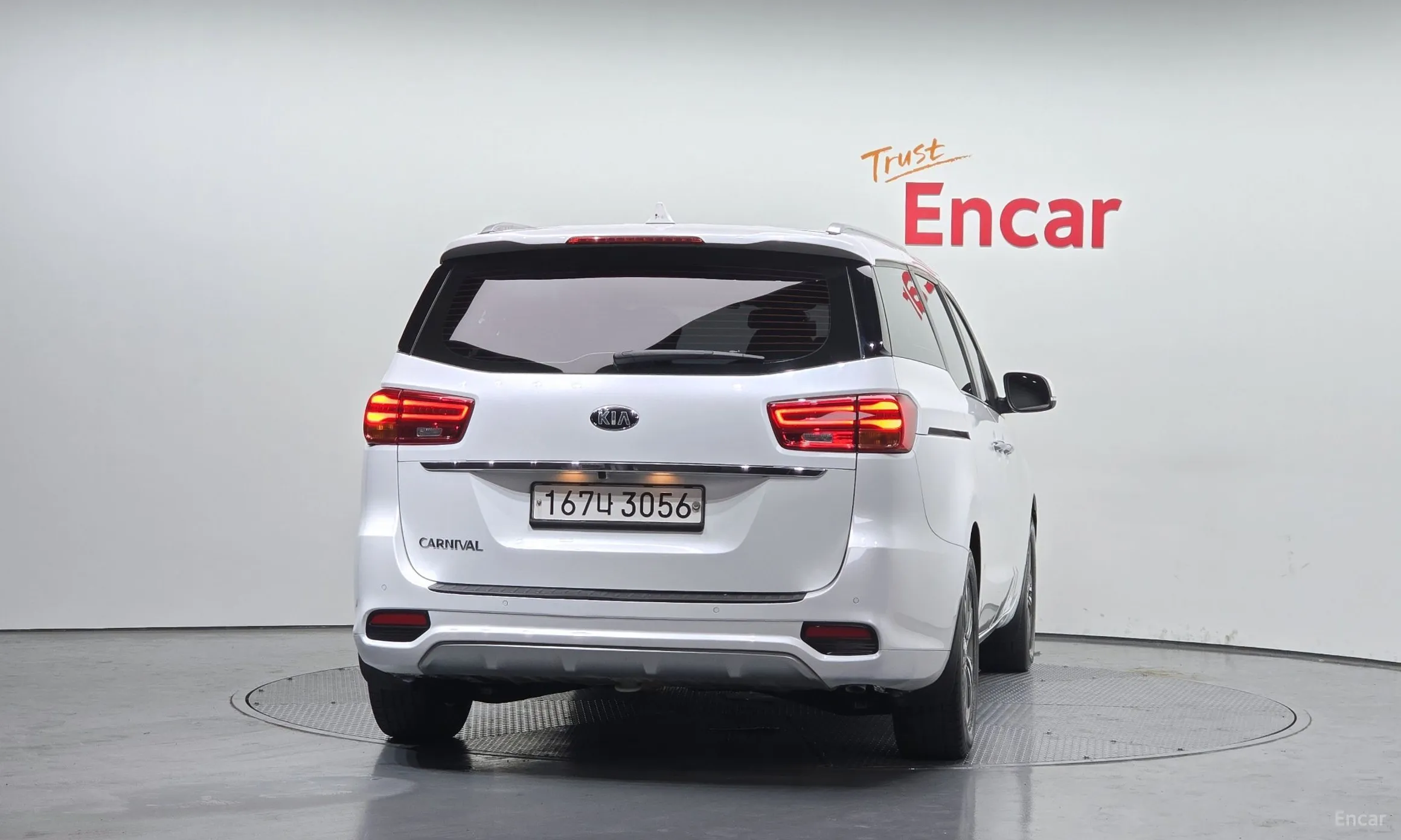Kia Carnival превью 3