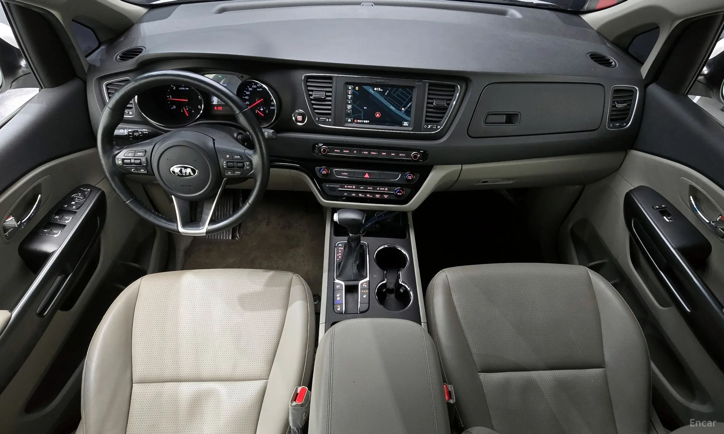 Kia Carnival превью 4
