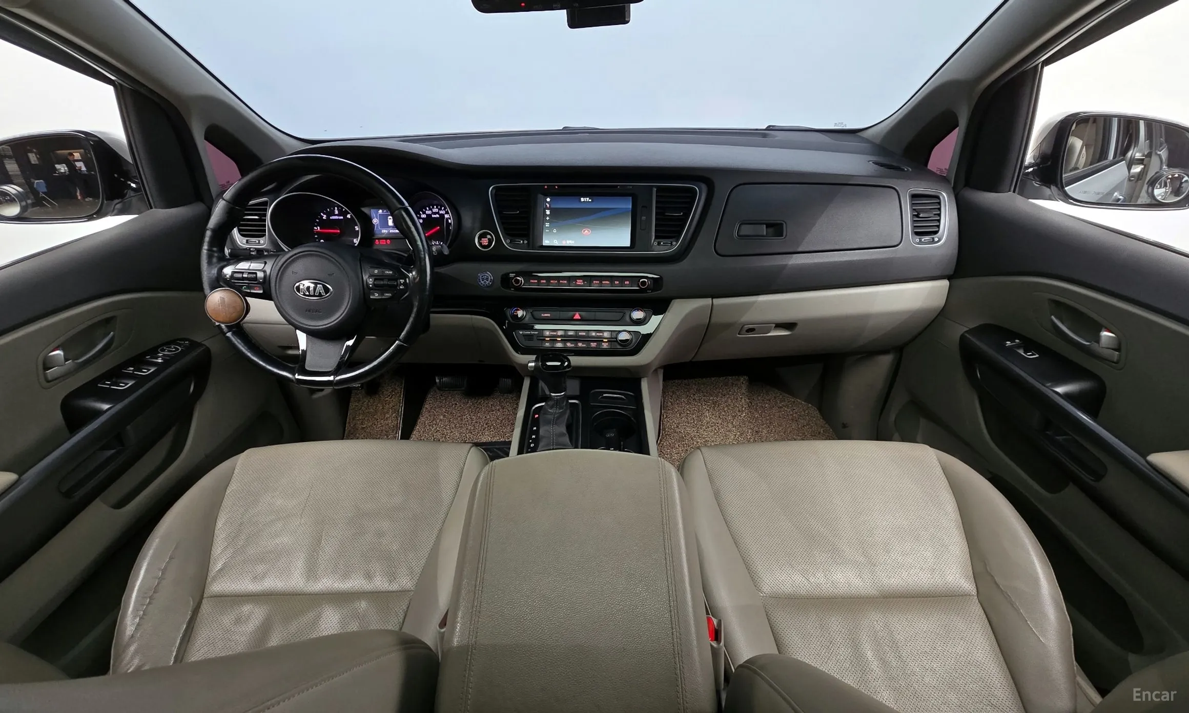 Kia Carnival превью 4