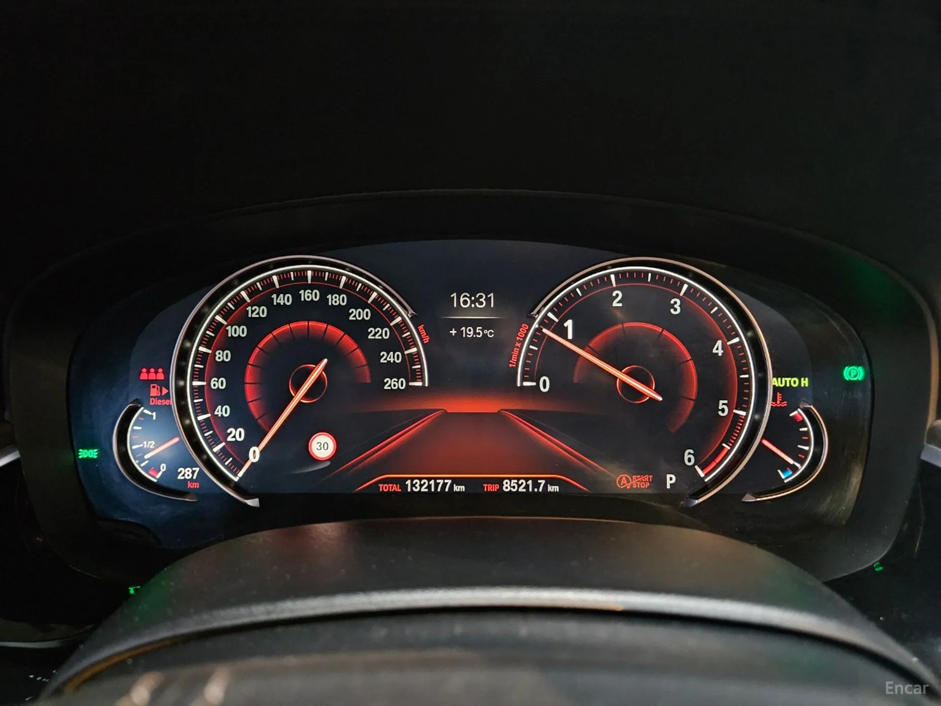 BMW 5 Series (G30) превью 4