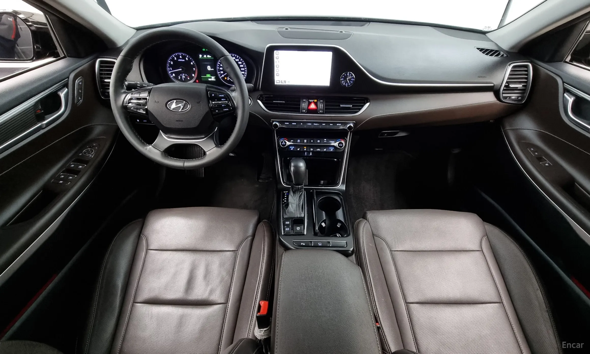 Hyundai Grandeur IG превью 4