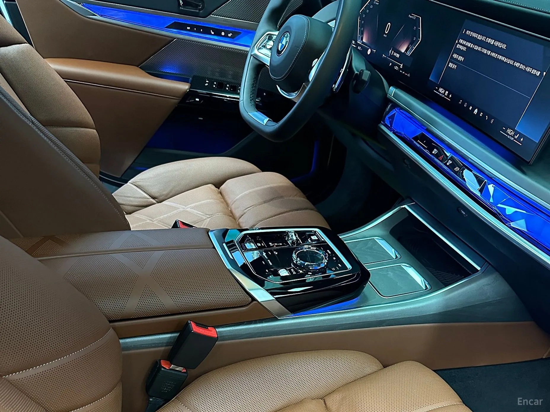 BMW 7 Series (G70) превью 4