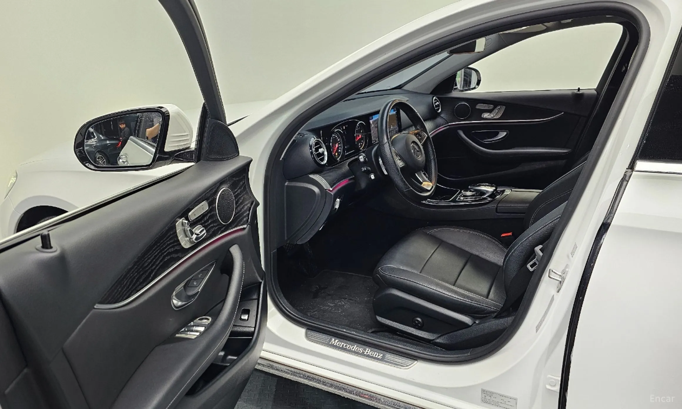 Mercedes Benz E-Class W213 превью 10