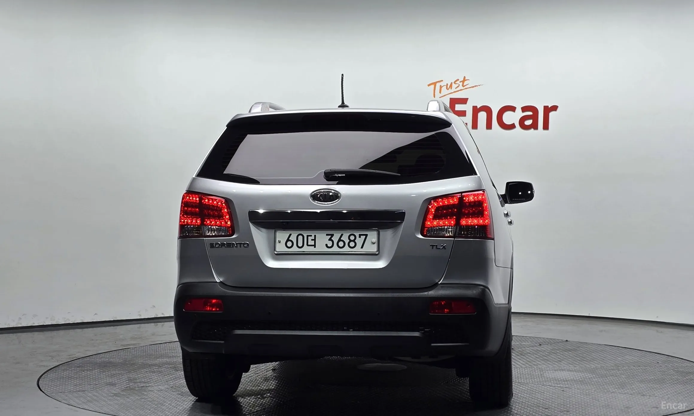 Kia Sorrento R превью 3