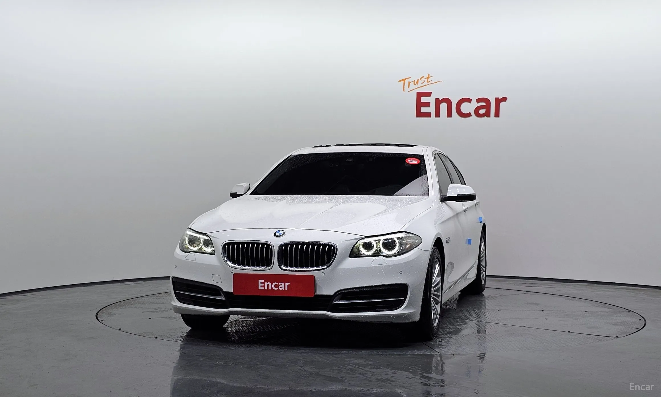 BMW 5 Series (F10) превью 2