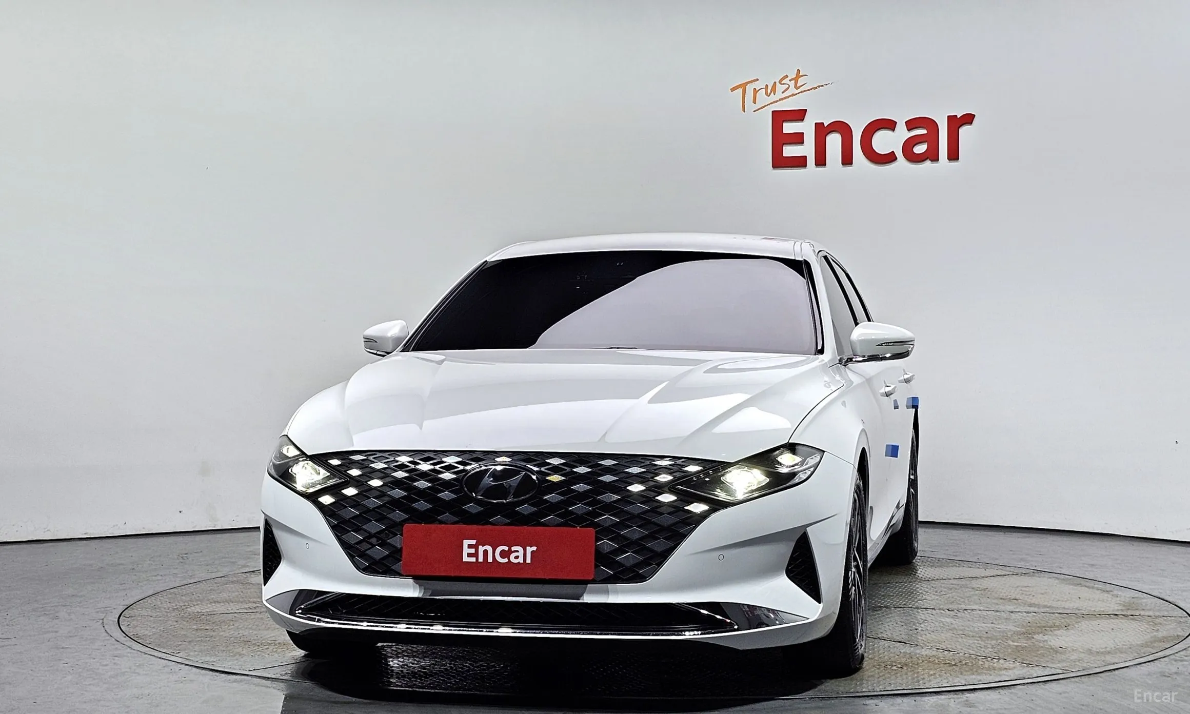 Hyundai Grandeur IG превью 2