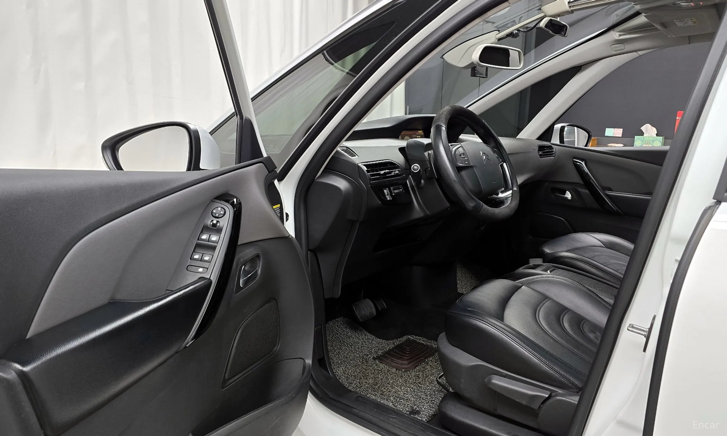 Citroën/DS Grand C4 Picasso превью 11