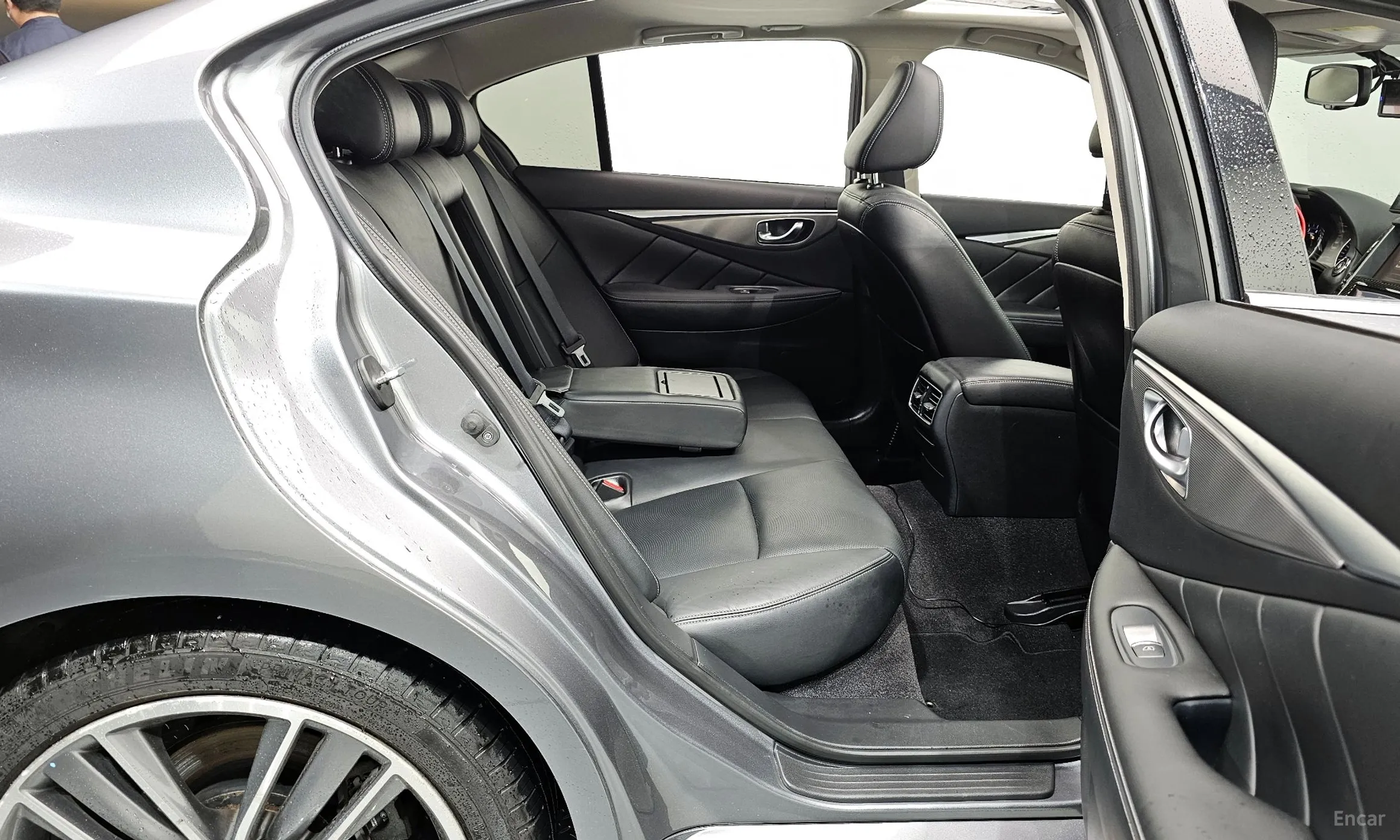 Infiniti Q50 превью 12