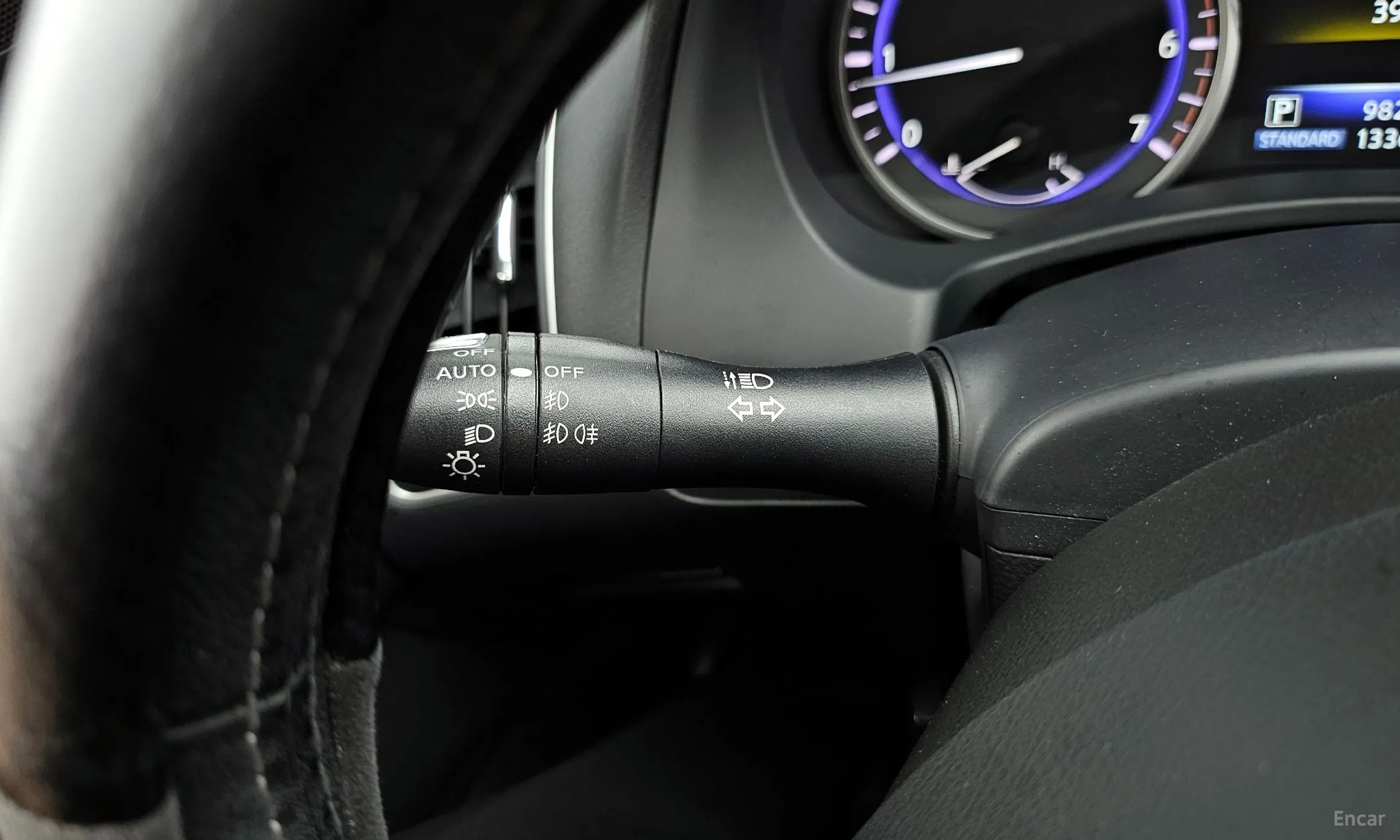 Infiniti Q50 превью 18