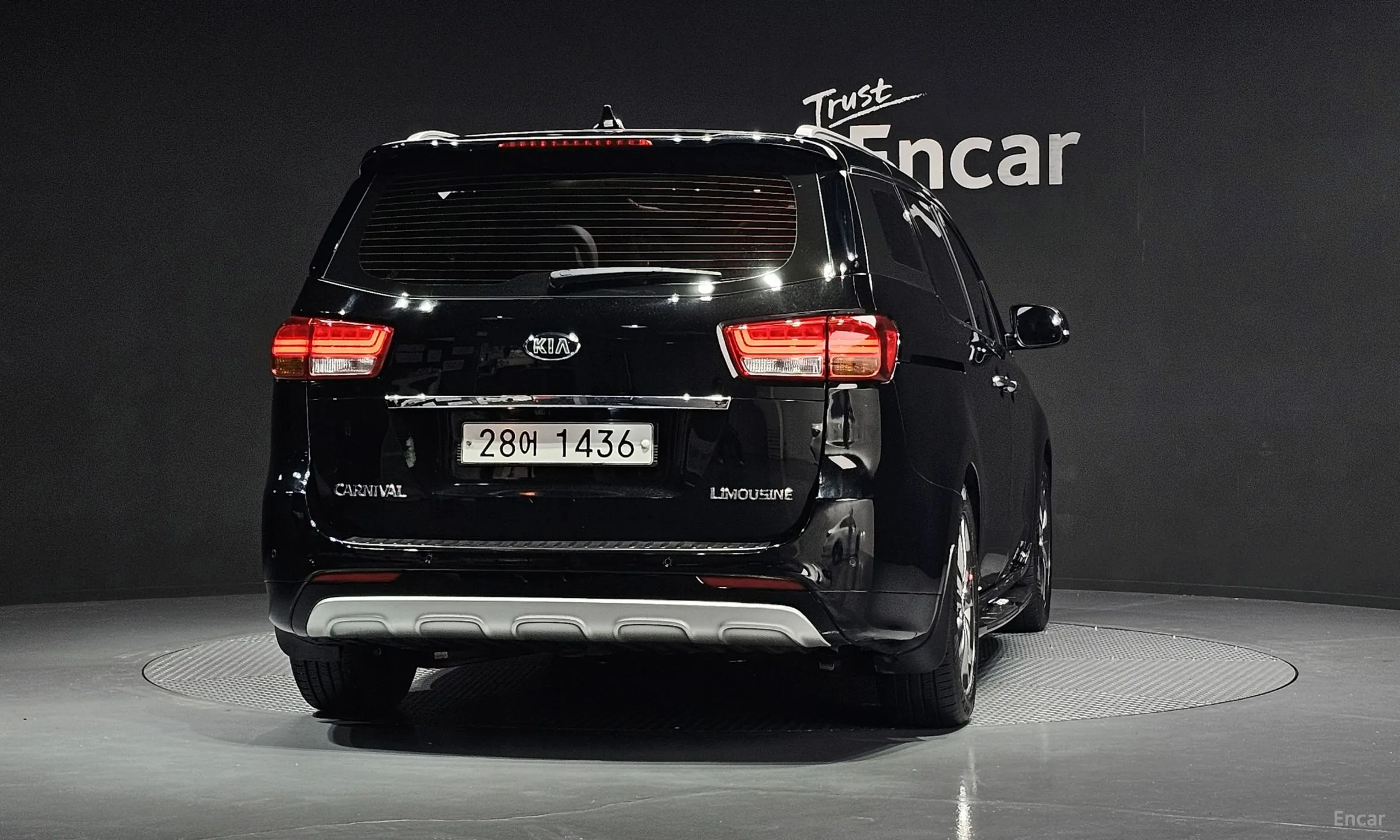 Kia Carnival превью 3