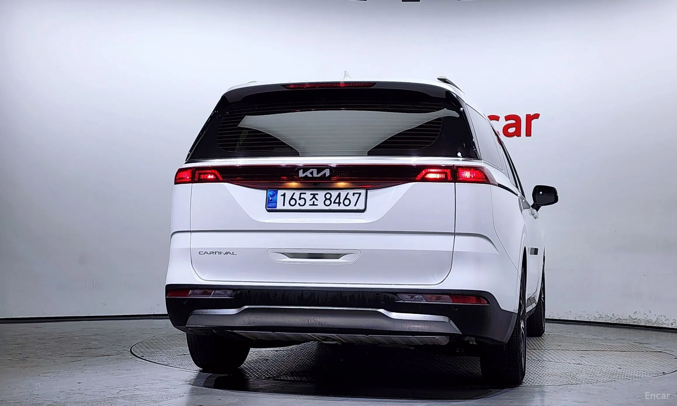 Kia Carnival Gen 4 превью 3