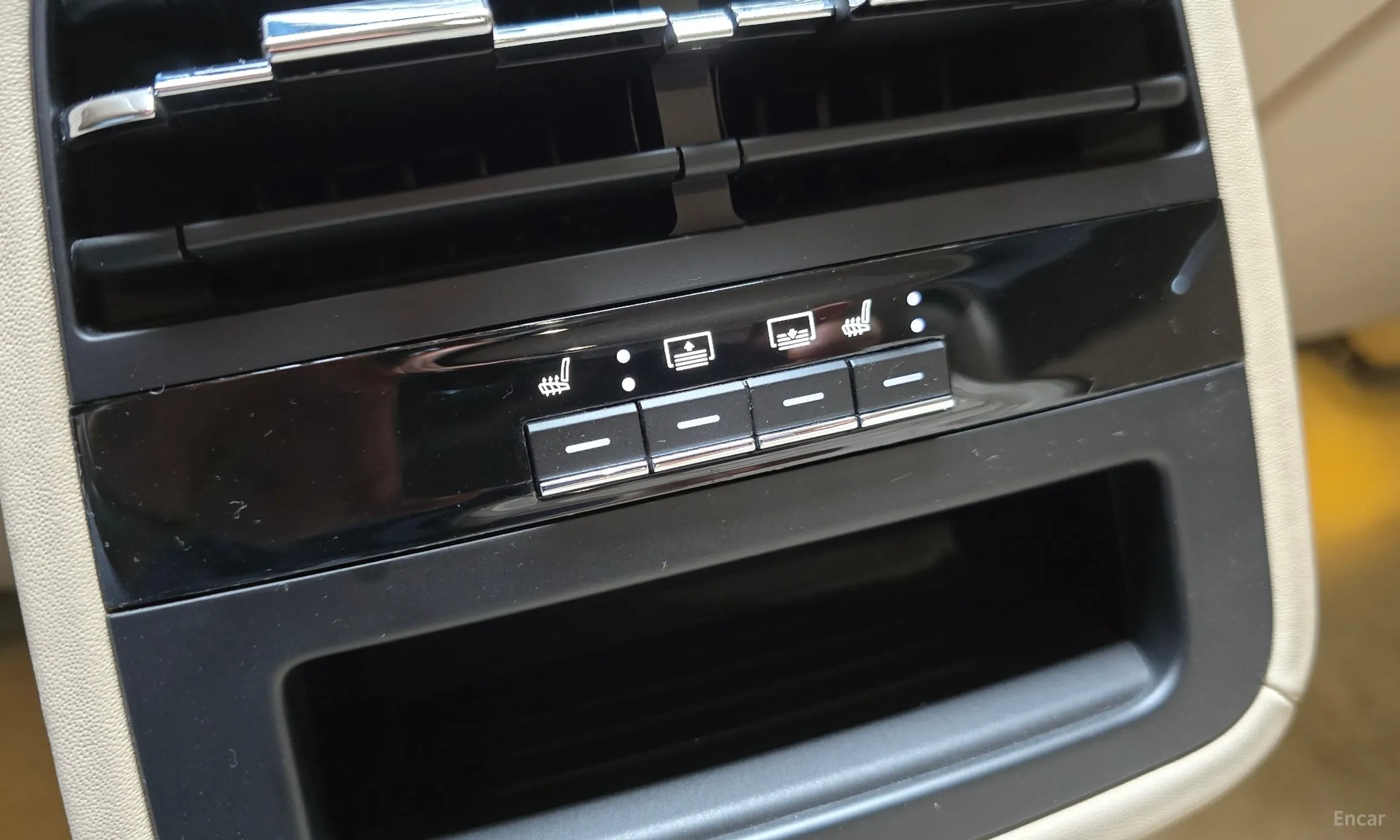 Maserati Quattroporte превью 18