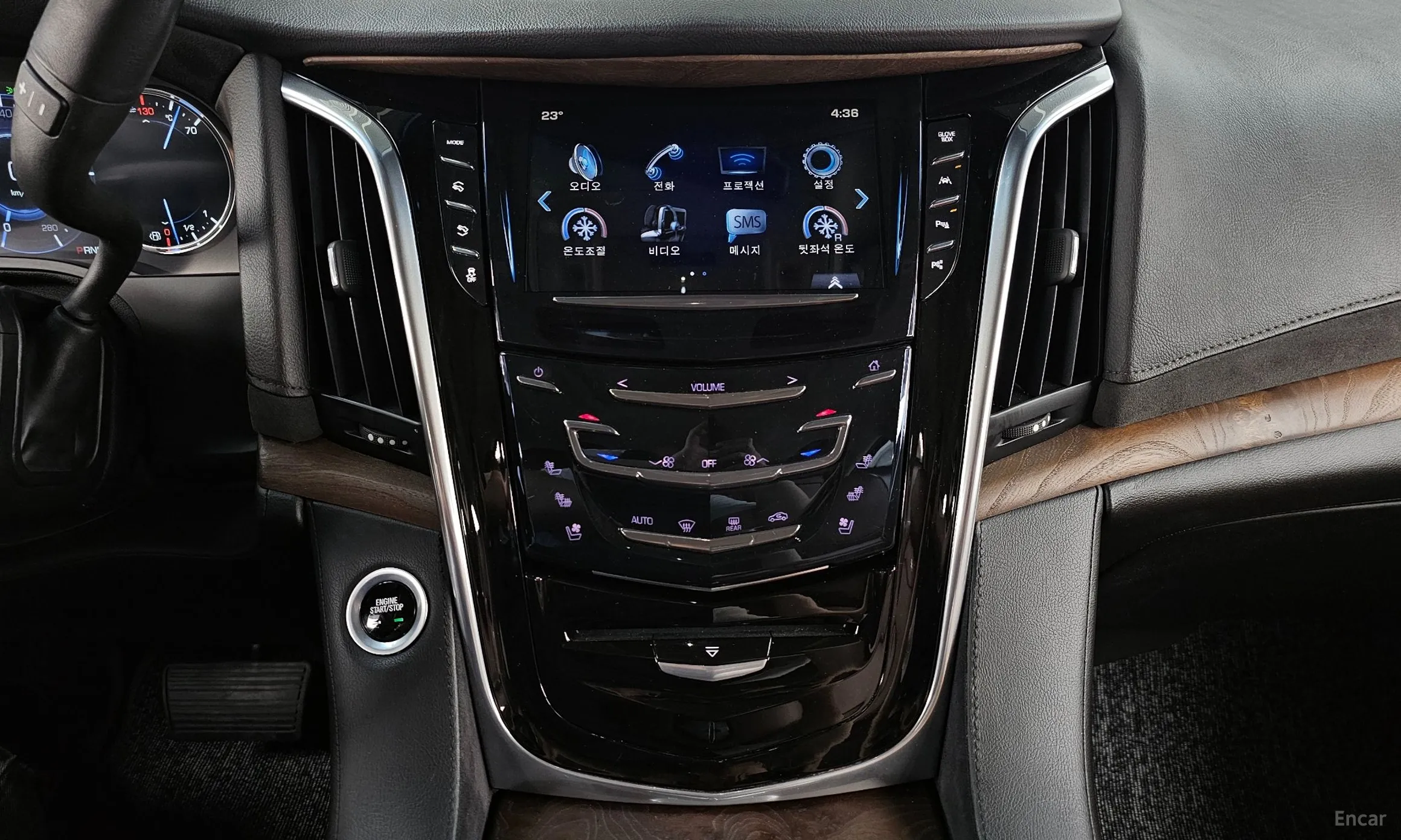 Cadillac Escalade превью 14