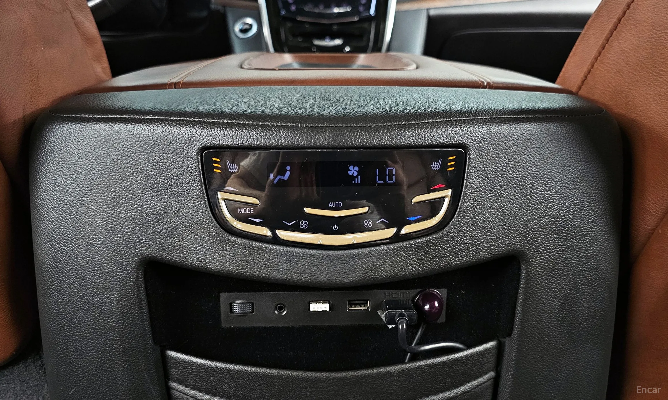 Cadillac Escalade превью 19