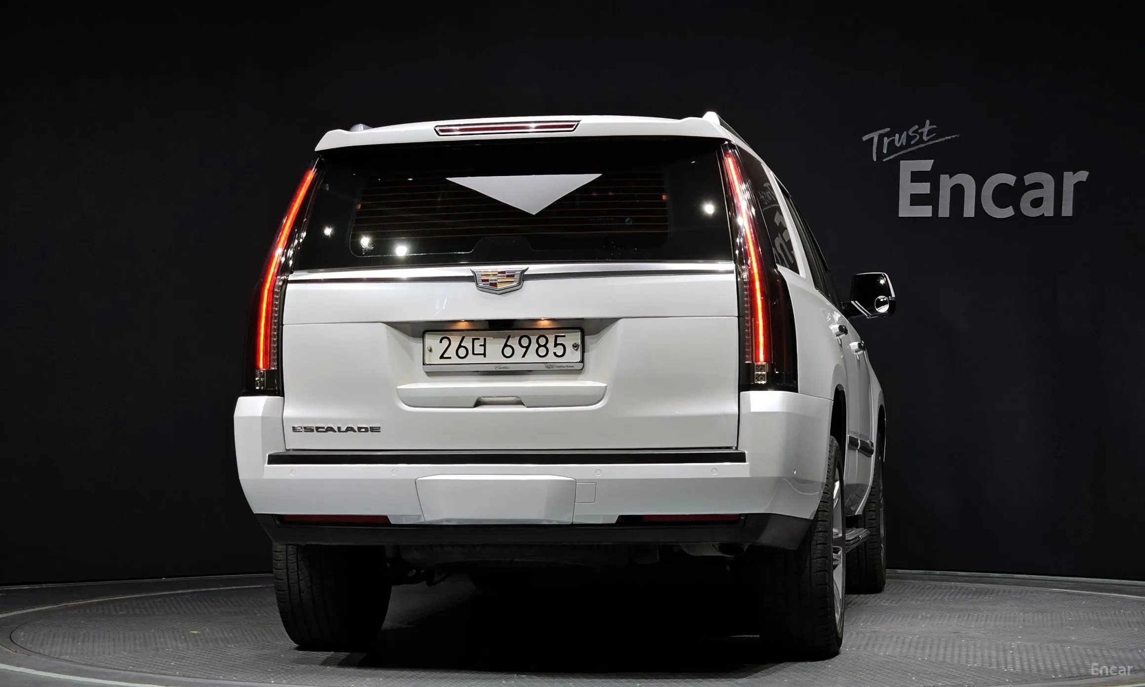 Cadillac Escalade превью 4