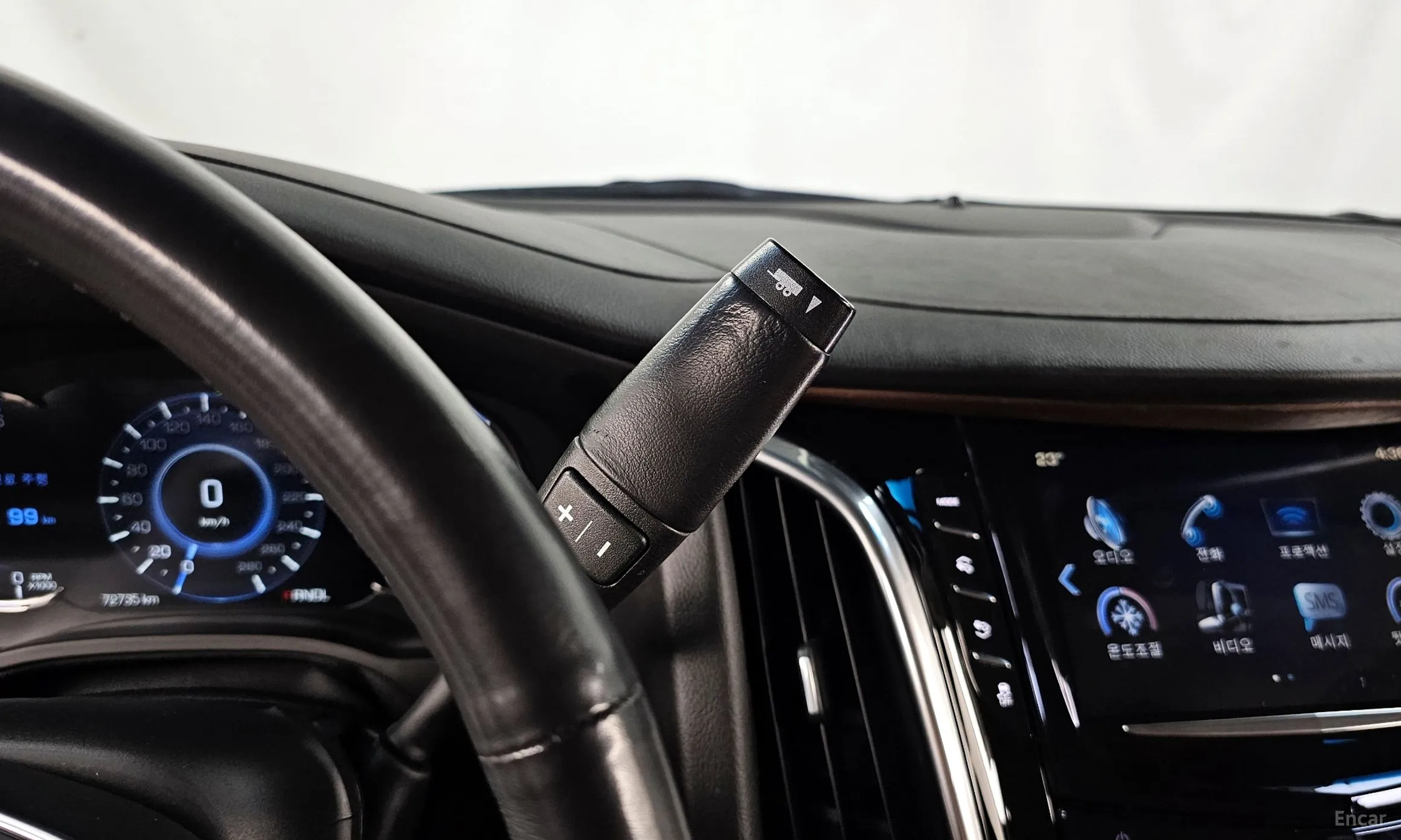 Cadillac Escalade превью 9