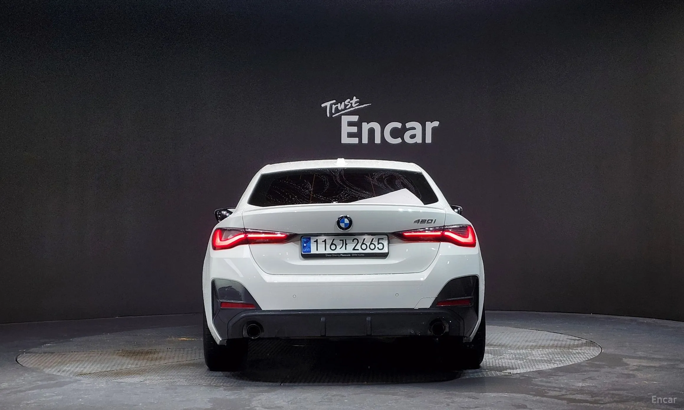 BMW Series 4 (G22) превью 3