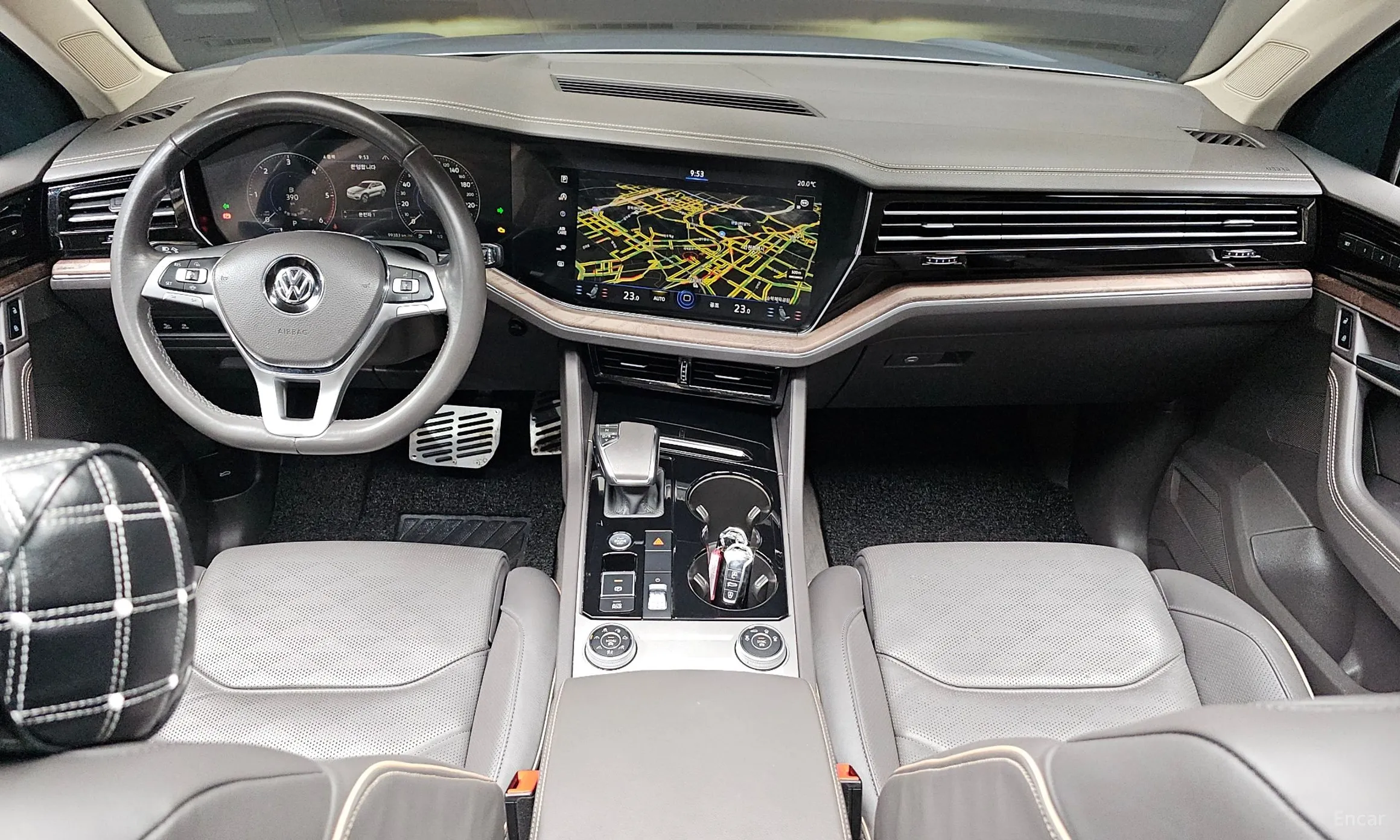 Volkswagen Touareg 3rd Generation превью 4