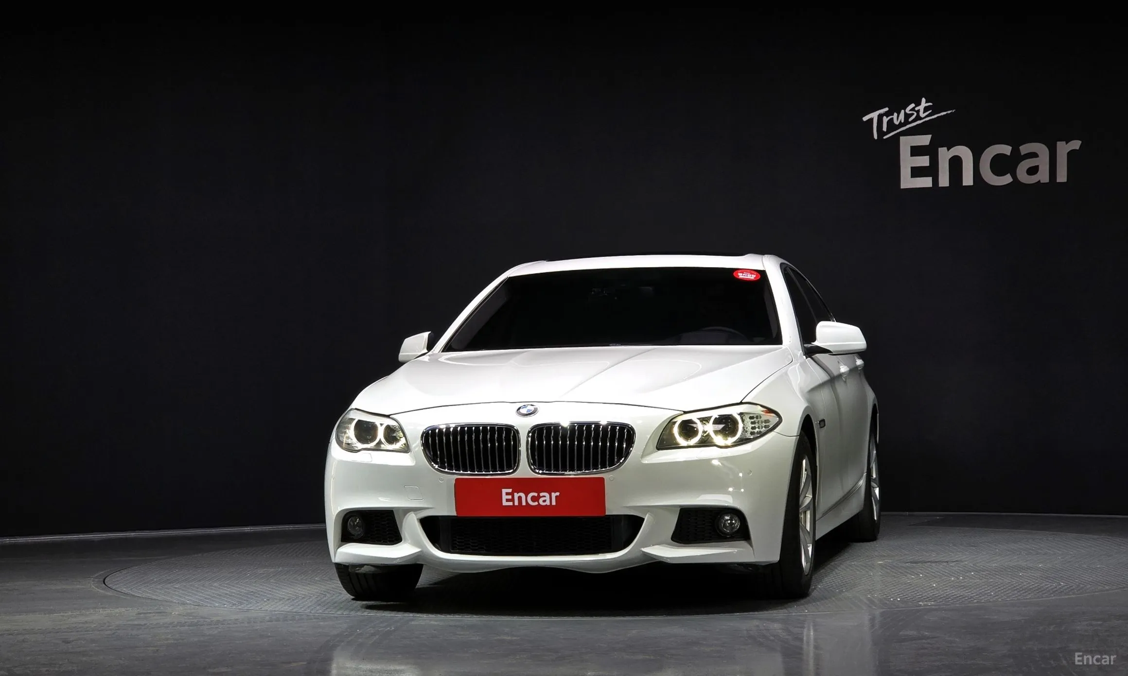 BMW 5 Series (F10) превью 2