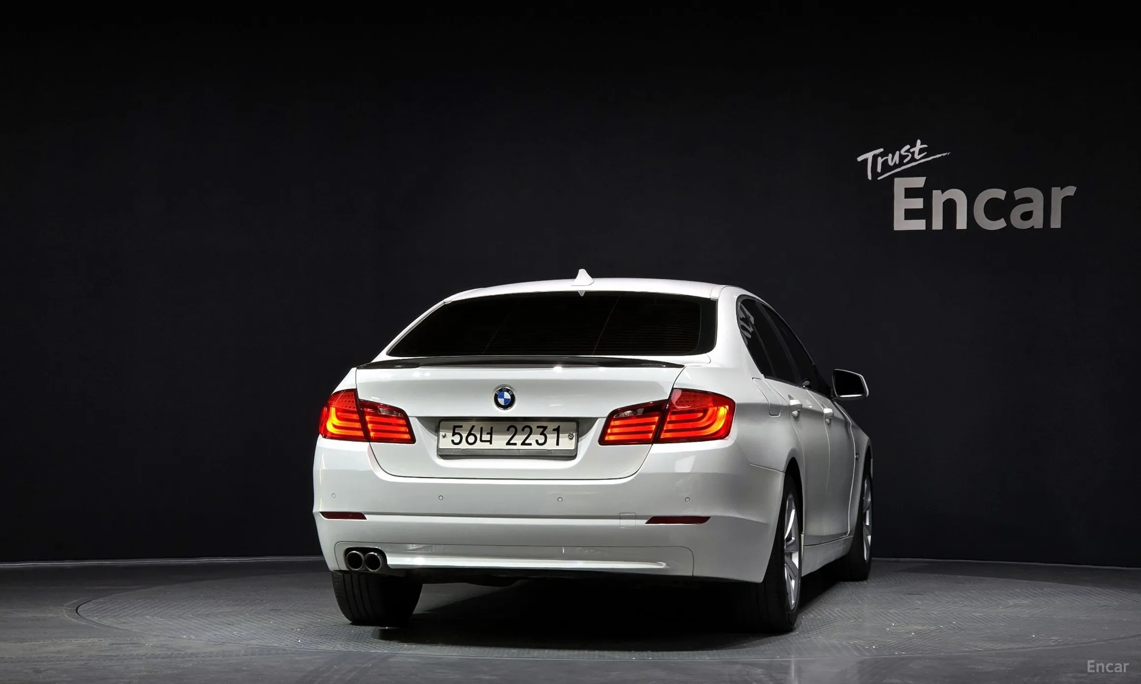 BMW 5 Series (F10) превью 3