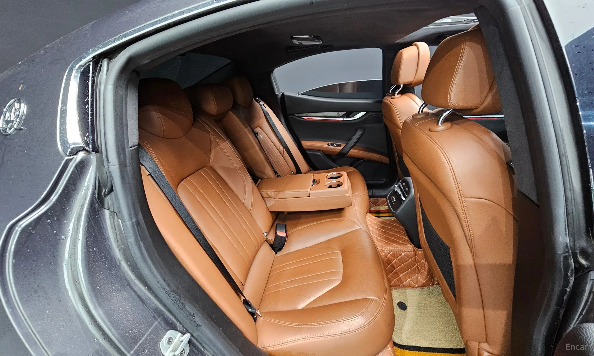 Maserati Ghibli превью 19
