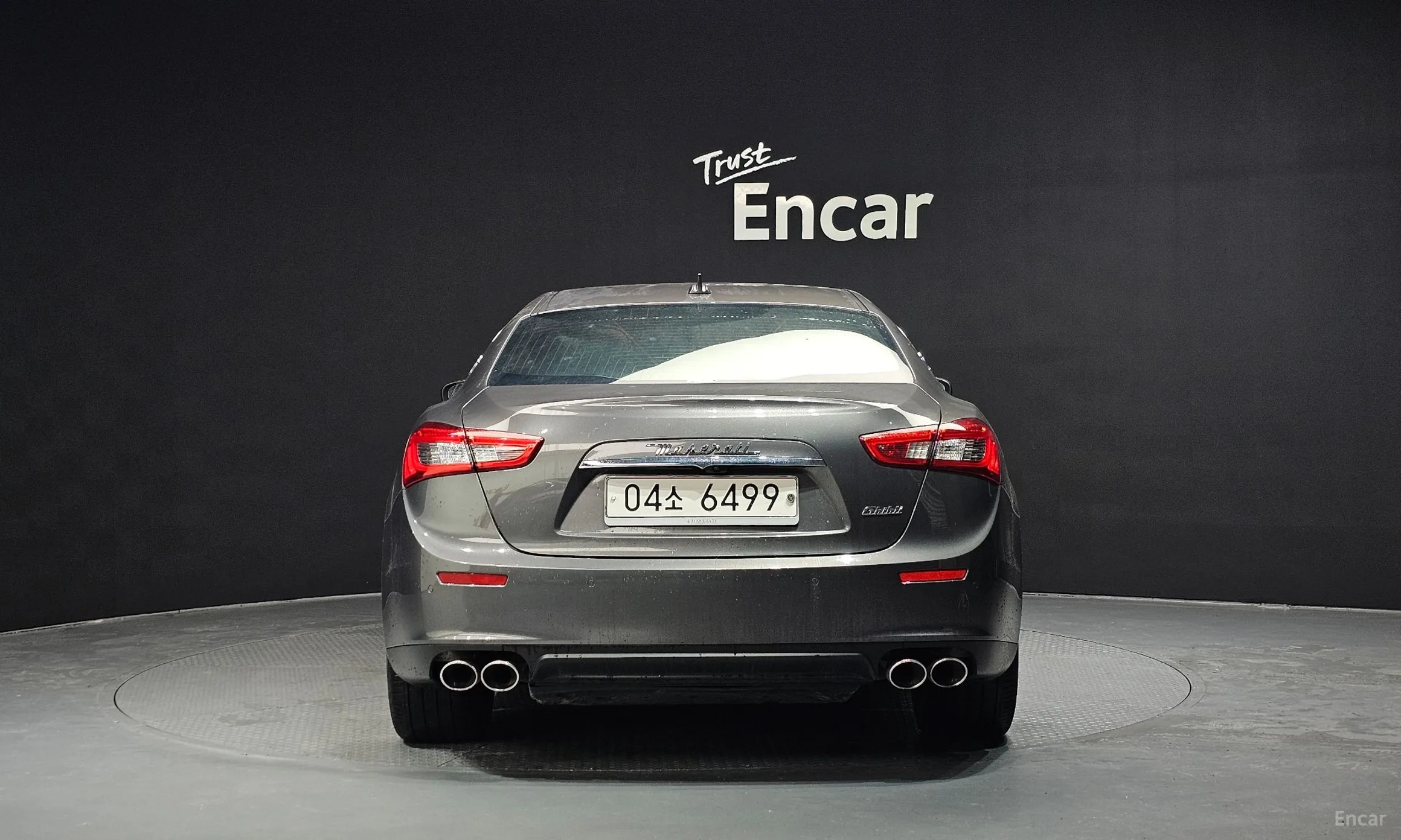 Maserati Ghibli превью 4