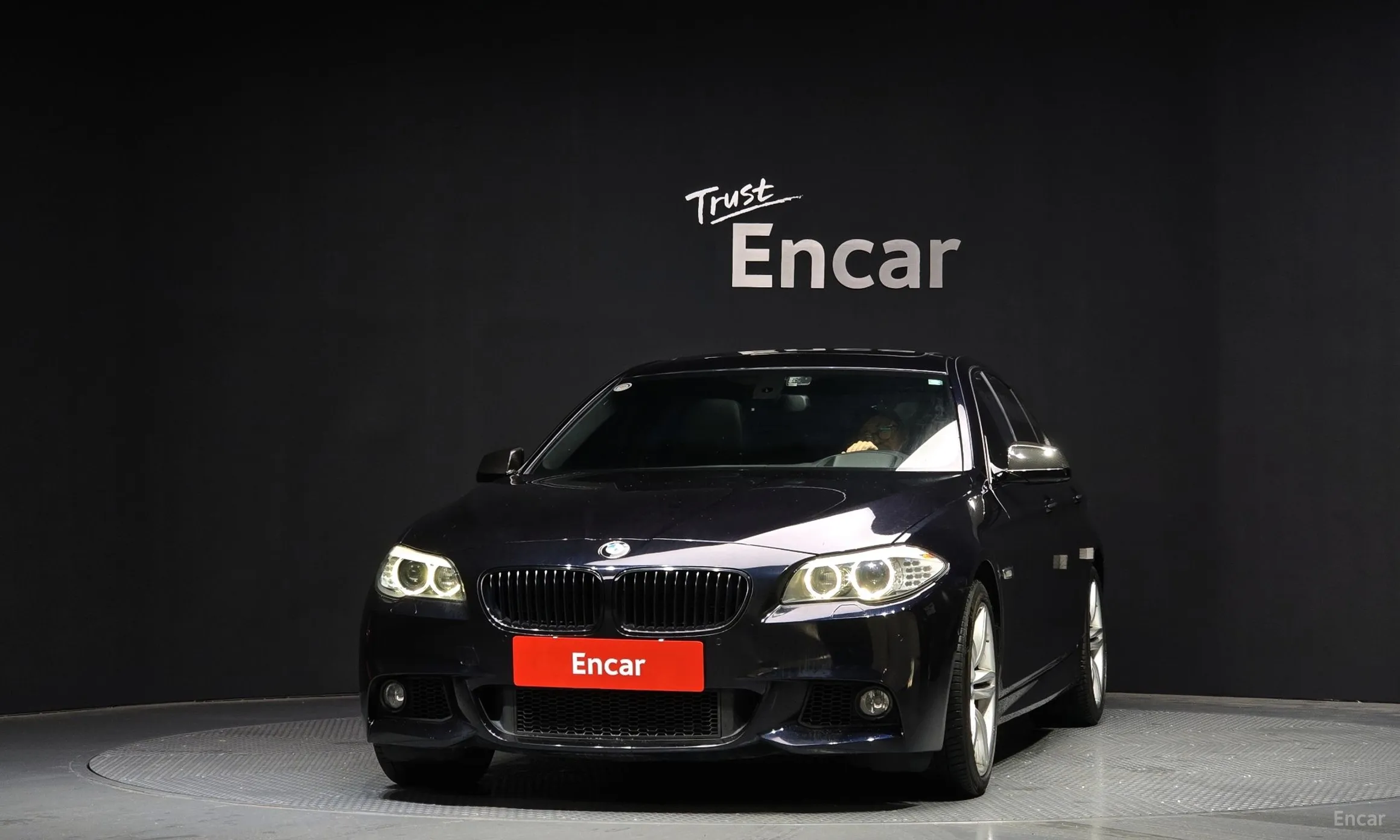 BMW 5 Series (F10) превью 2
