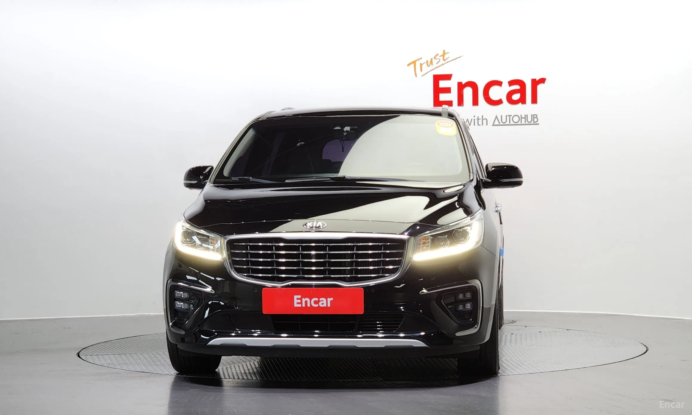 Kia Carnival превью 2
