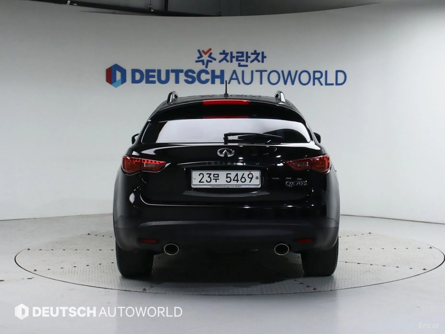 Infiniti QX70 превью 4